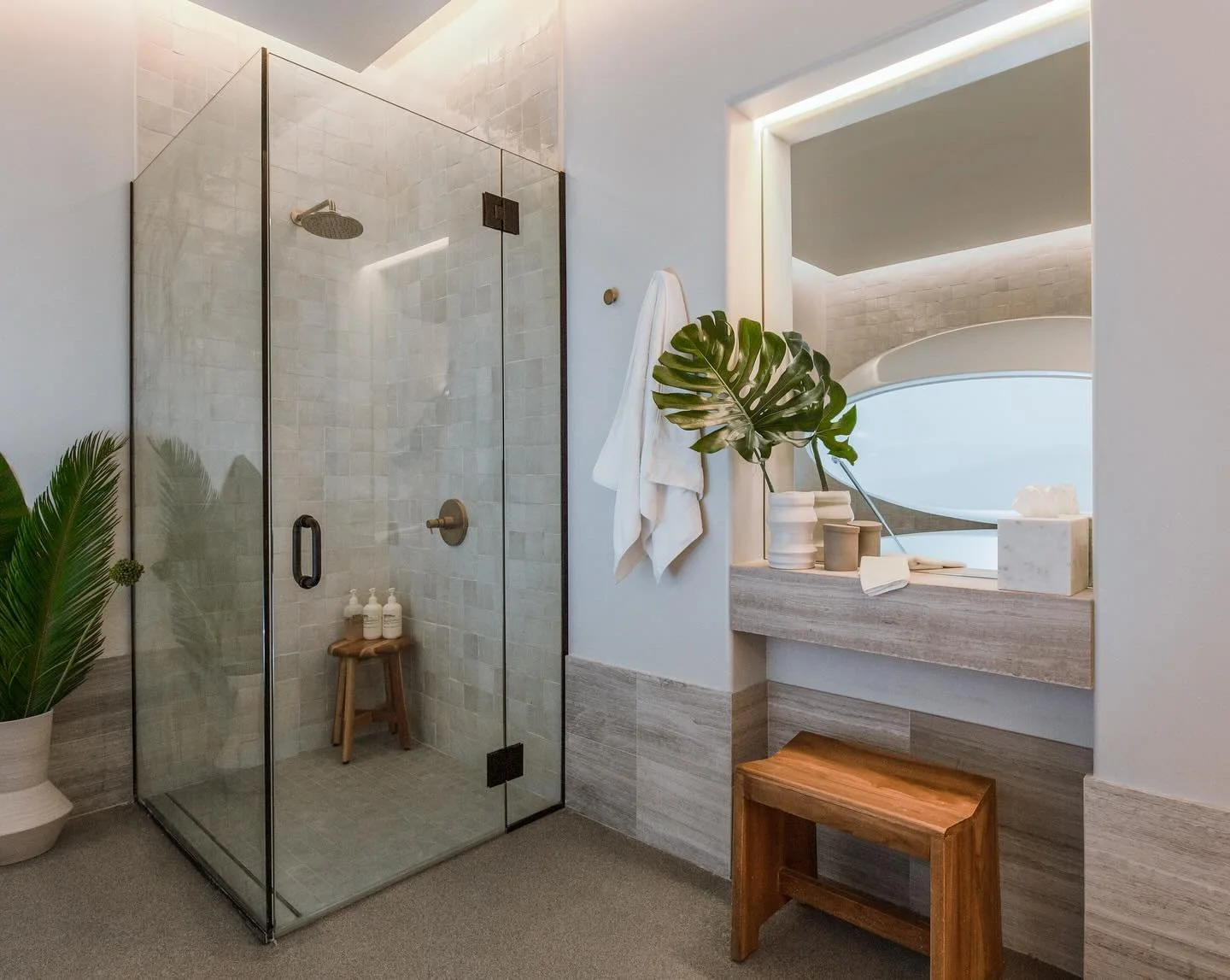 Relax and renew in your entirely private space with an en suite shower stocked with @lelabofrangrances. Sneak away and elevate your routine with a private recovery suite of your own! ✨

#wellnessspa #wellnessstudio #luxurylifestyle #wellnessliving #s