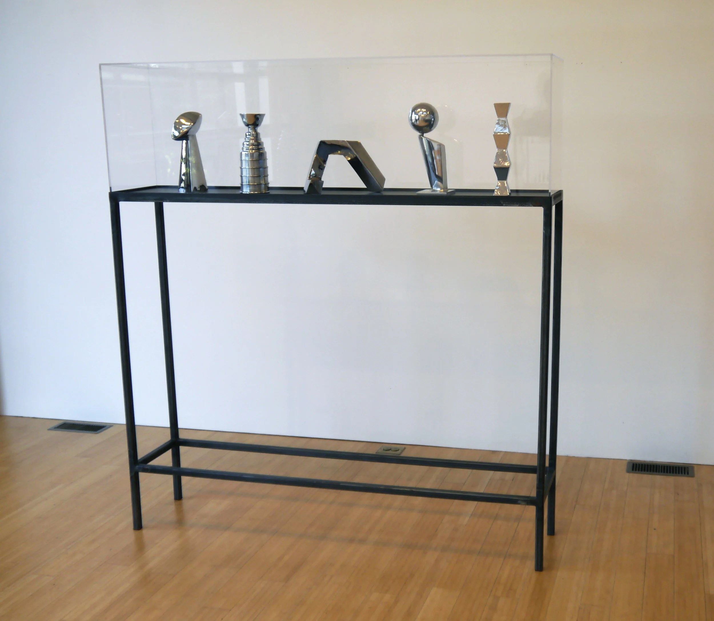 04_Reiman_COMO Vitrine.JPG