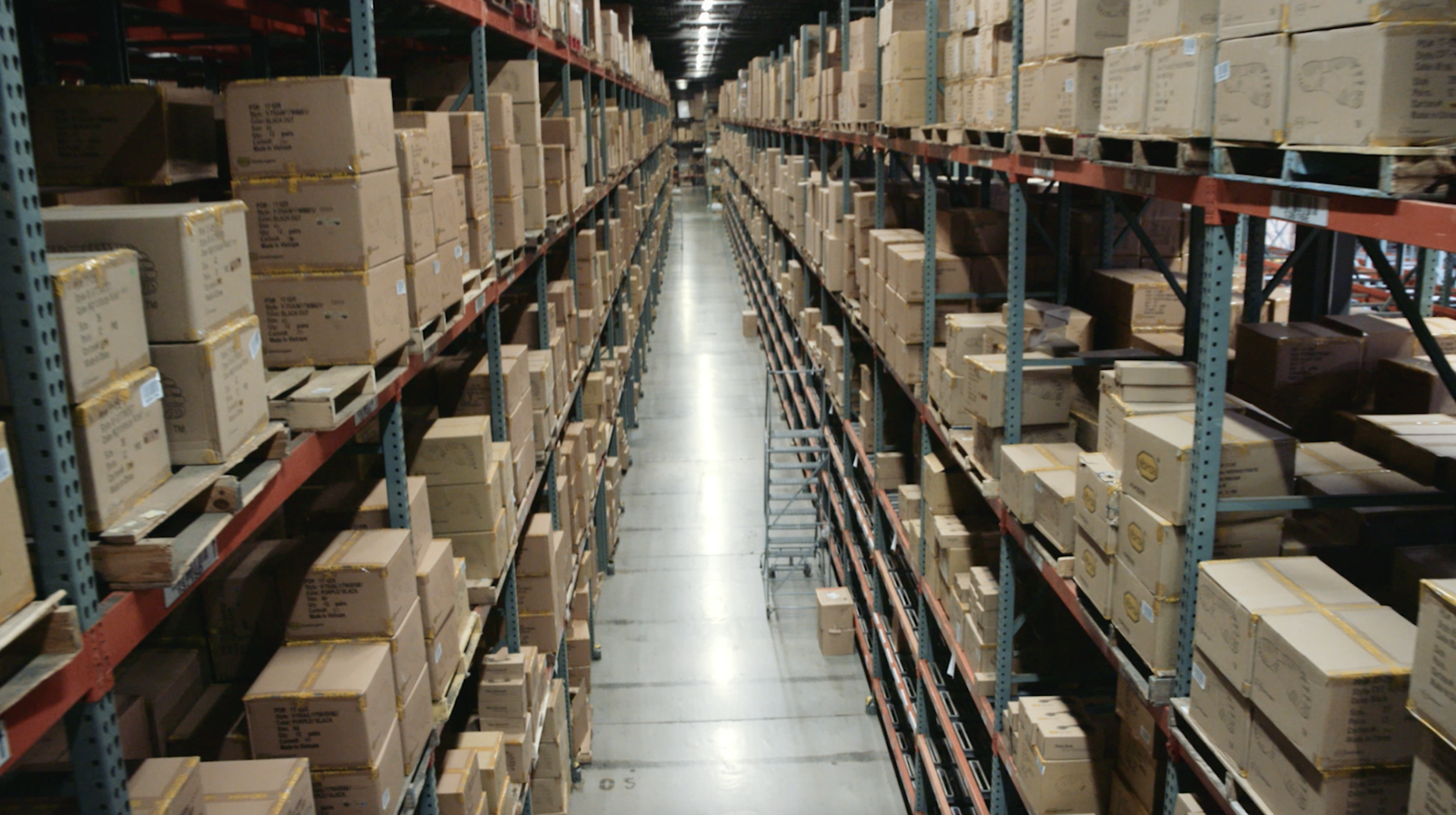 Warehousing services - Learn more - Boxon