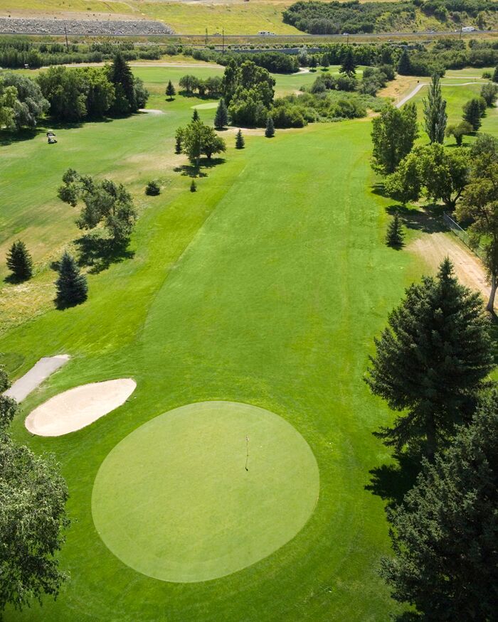 Hole 7, Par 4, 381 yards