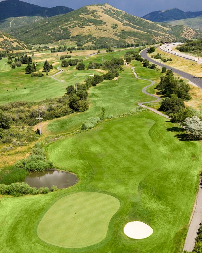 Hole 2, Par 4, 447 yards