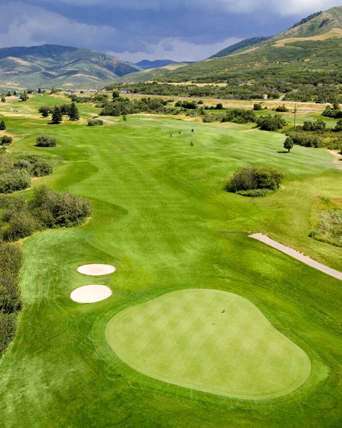 Hole 10, Par 5, 565 yards