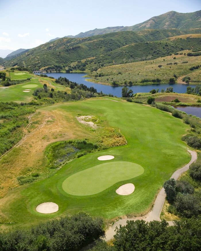 Hole 13, Par 4, 402 yards
