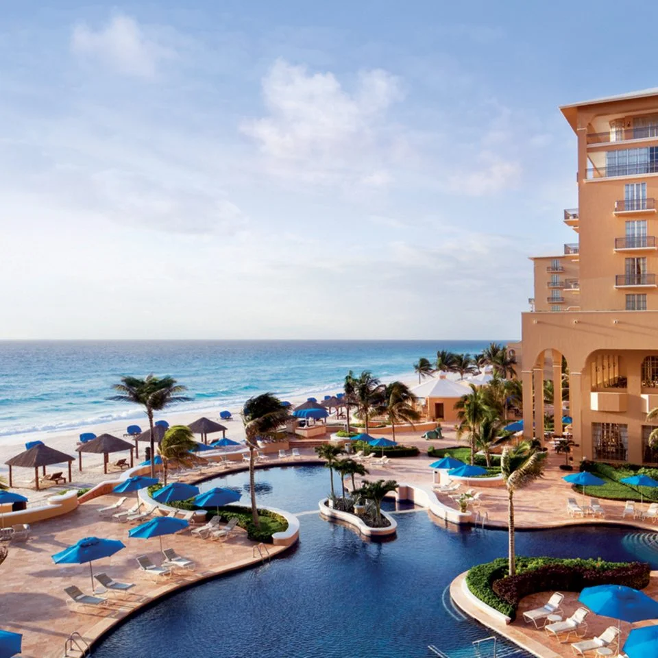 beach-coast-elegant-exterior-1-960x960.jpeg