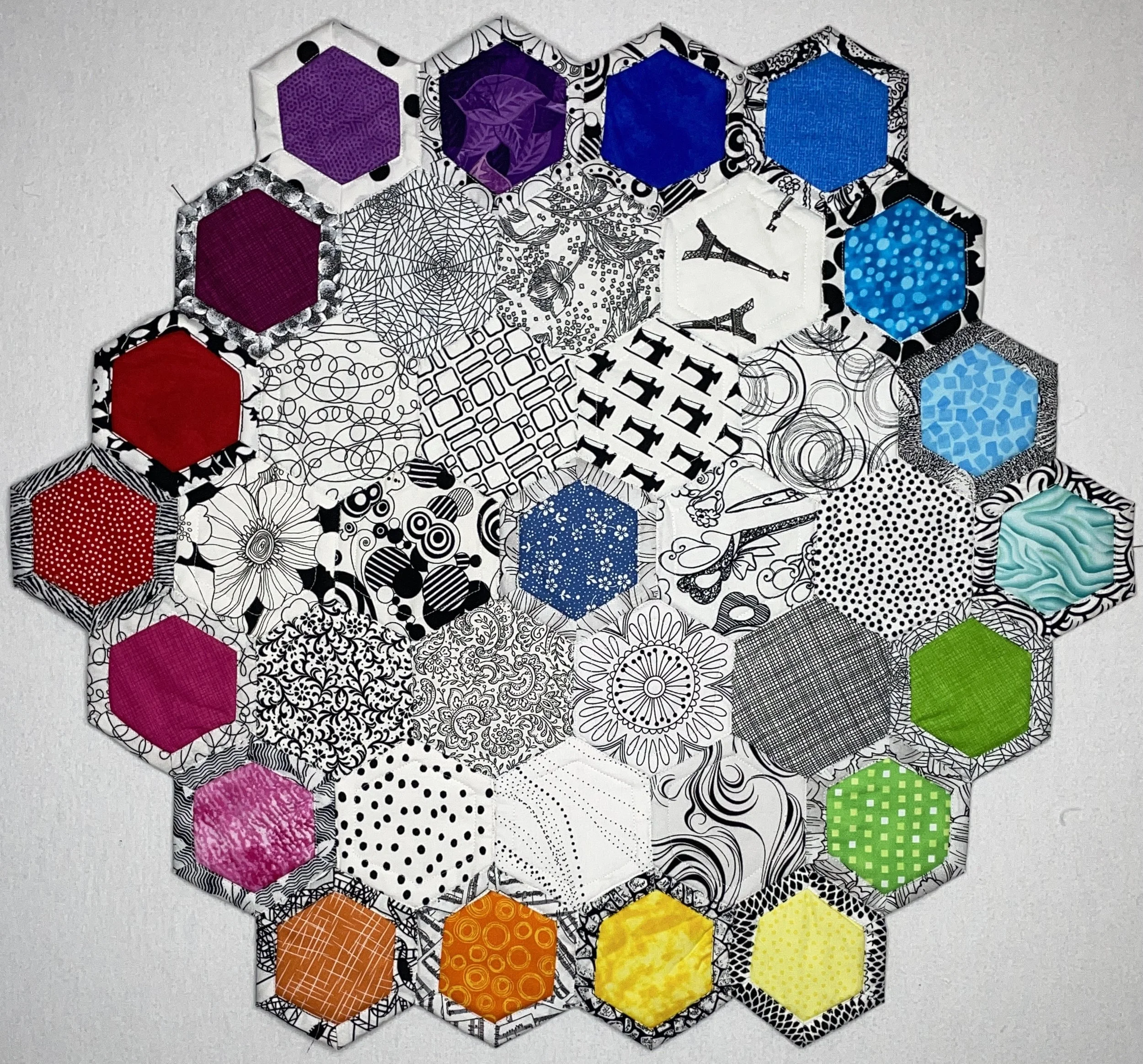 Bordered hexagon Table Topper (reverse)