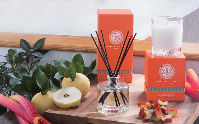 One of our favorite summer scents 🧡 Fresh rhubarb and golden quince blended with sweet apple, green accords, and a touch of vanilla #gibsonanddehn .
.
.
.
#candles #diffuser #aromatic #fragrance #summer #scent #smellgoods #homeambiance #charlestonst
