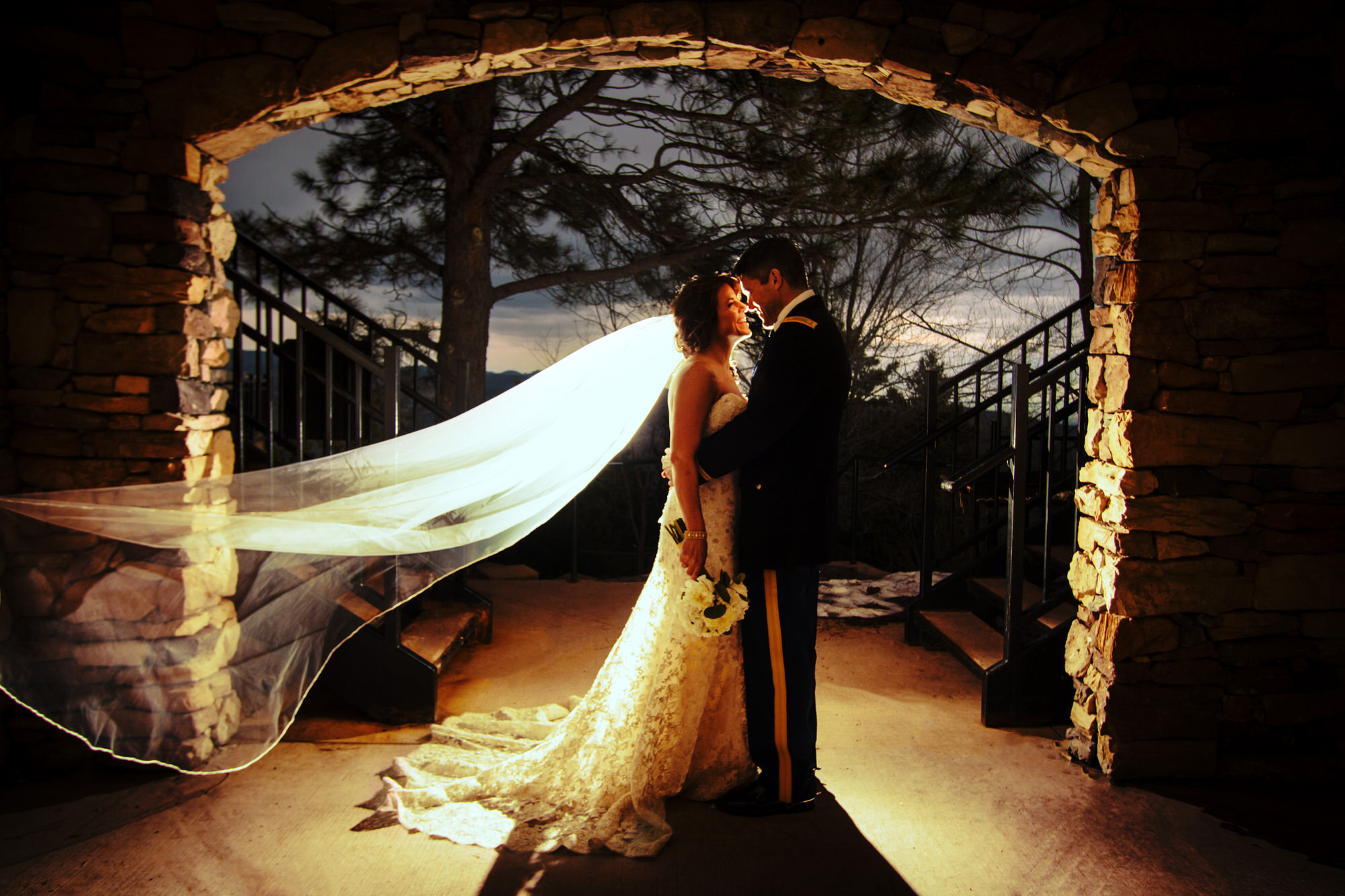 bride and groom kiss at night during a mount vernon canyon club wedding capture by tomKphoto (Copy)