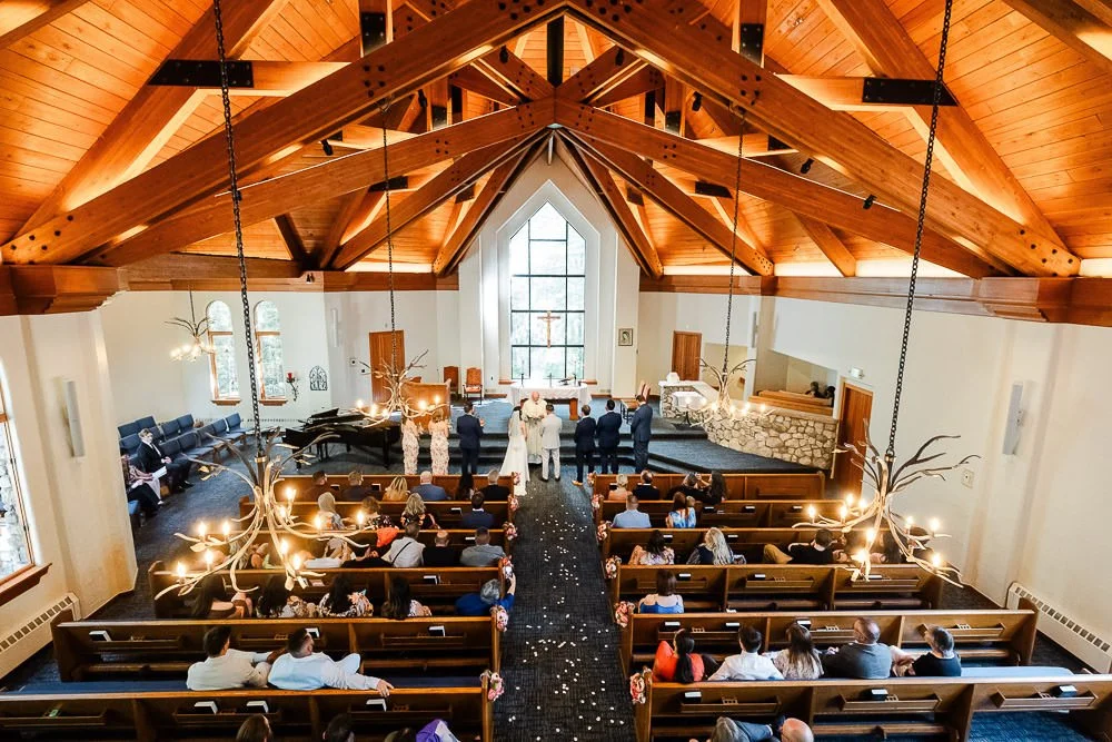 beaver-creek-chapel-wedding-photographer-tomKphoto-002.jpg