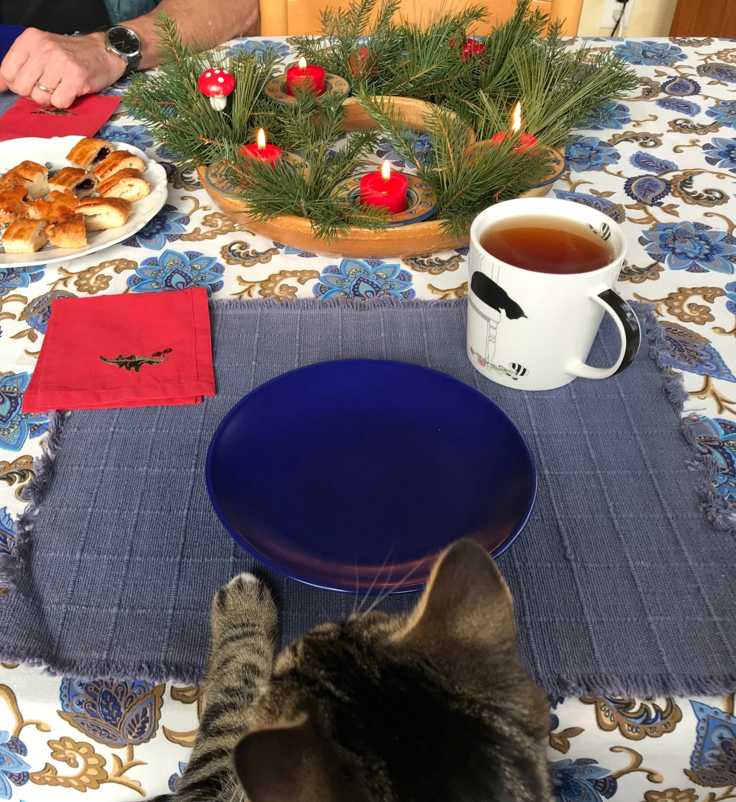 Quality family and kitty time > material goods