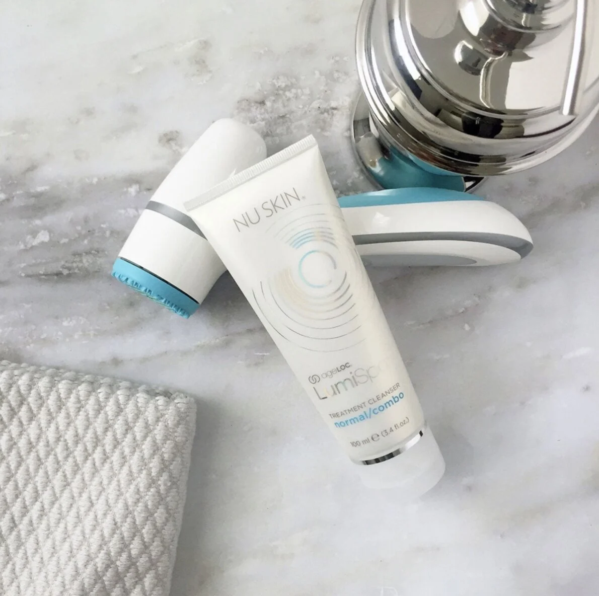 lumi cleansing device