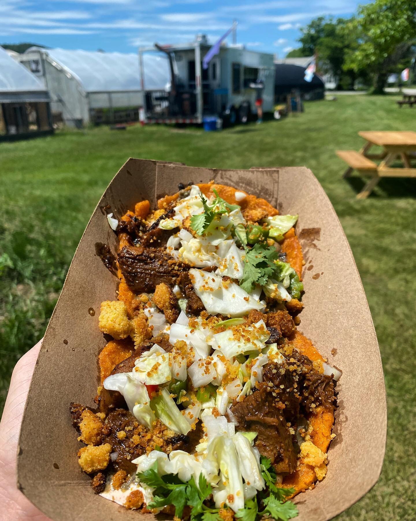 Come and get it! @nourishproperfood truck has been whipping out these phenomenal dishes all season. The menu changes often and there&rsquo;s plenty of vegetarian/vegan options. Locally sourced ingredients and a fantastic blend of textures and flavors