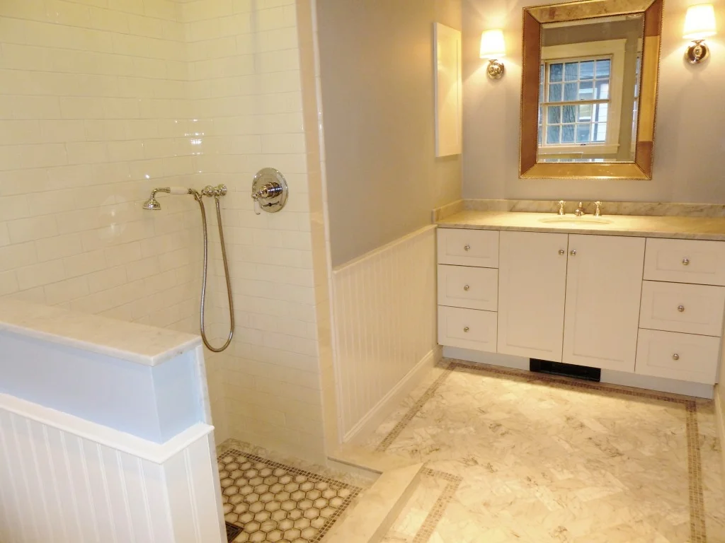 bathroom_highlighted_use.jpg