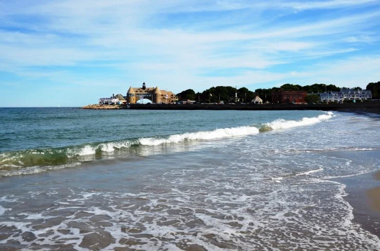 narragansett-ri-town-beach-780x516.jpg