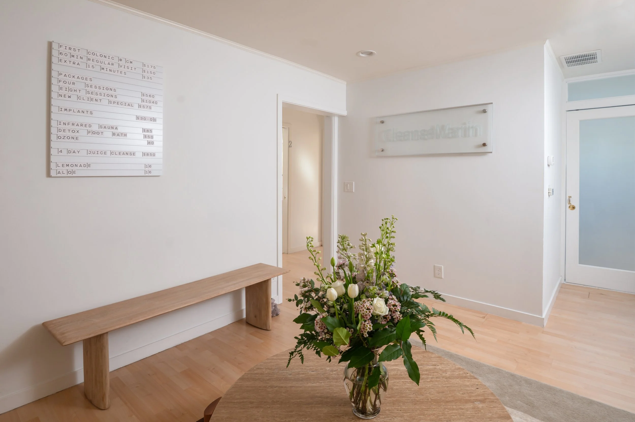 Waiting area & services menu