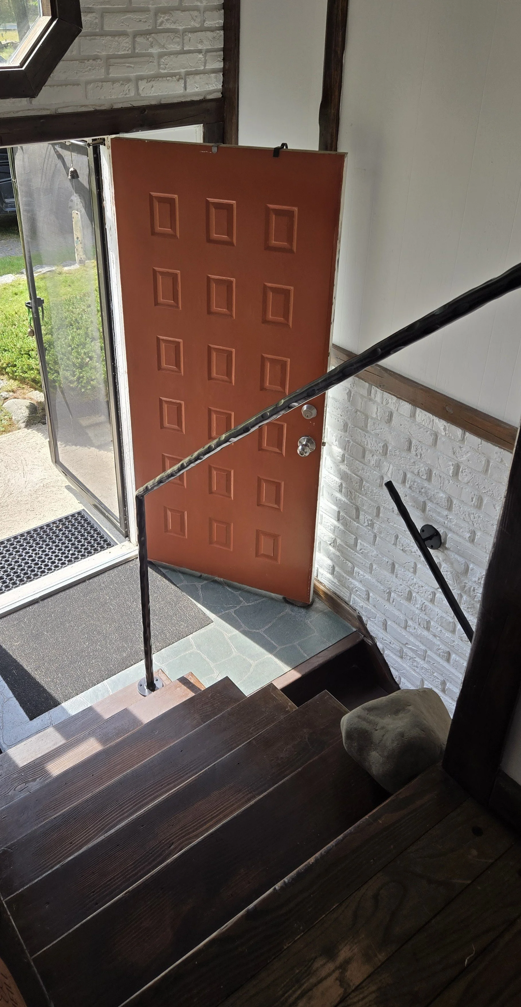 Handrail.jpg