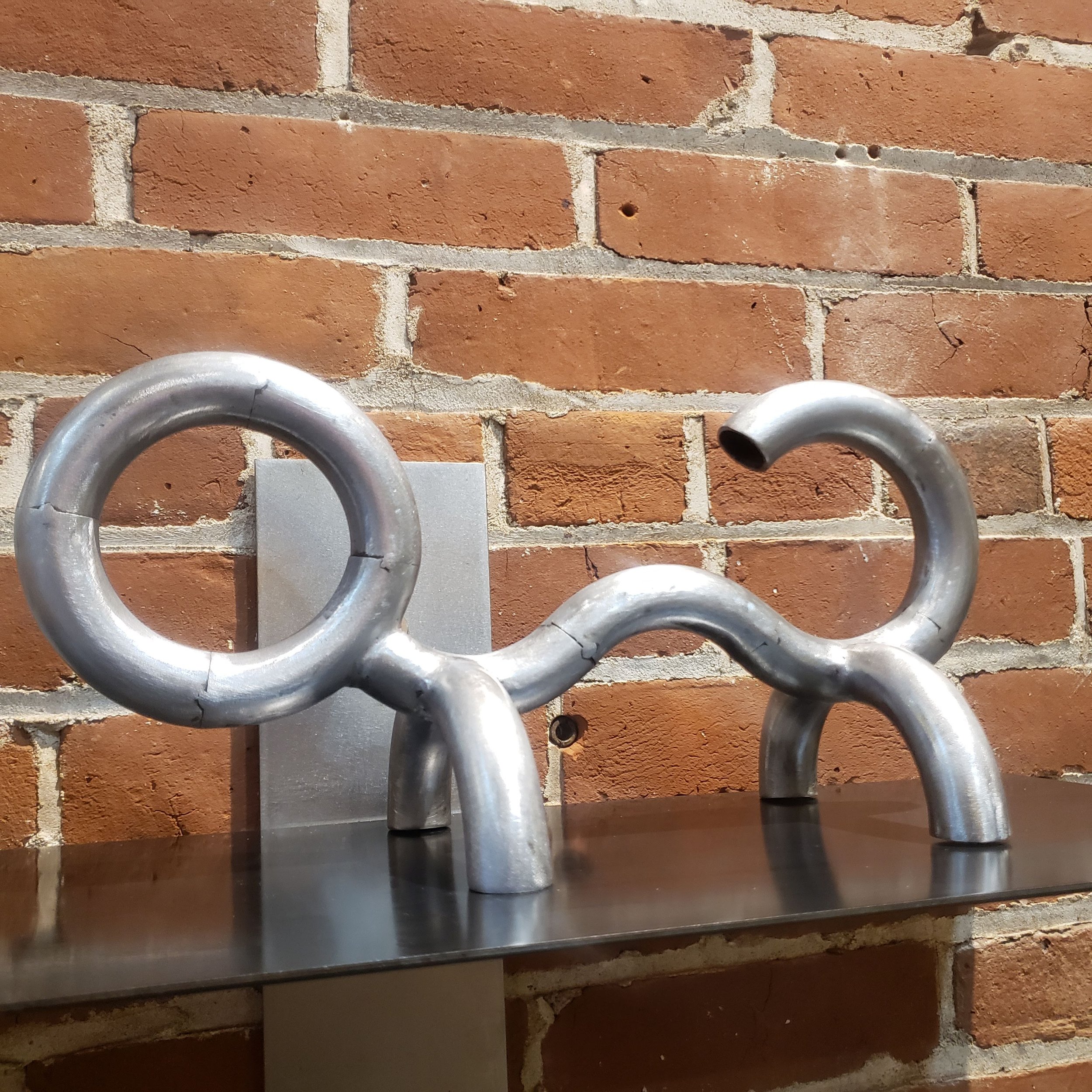 Doggy-sculpture.jpg