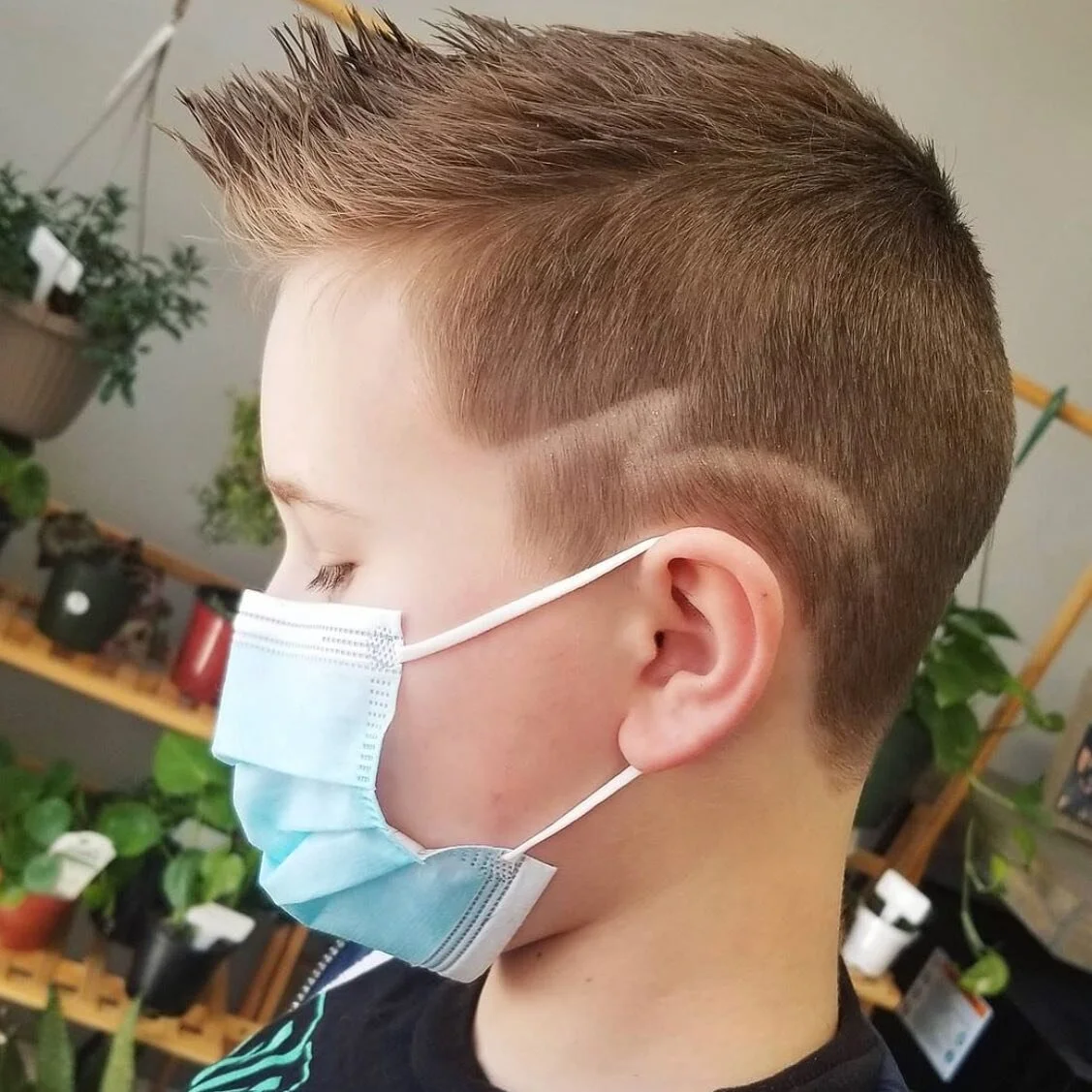 Chop by @venners_vibrant_hair 

#lcshair #barbershop #njbarbershop #familysalon #familyfriendly #kidscuts #warrencountynj #washingtonboro #warrencountysalon #barbershopandsalon #barberlife