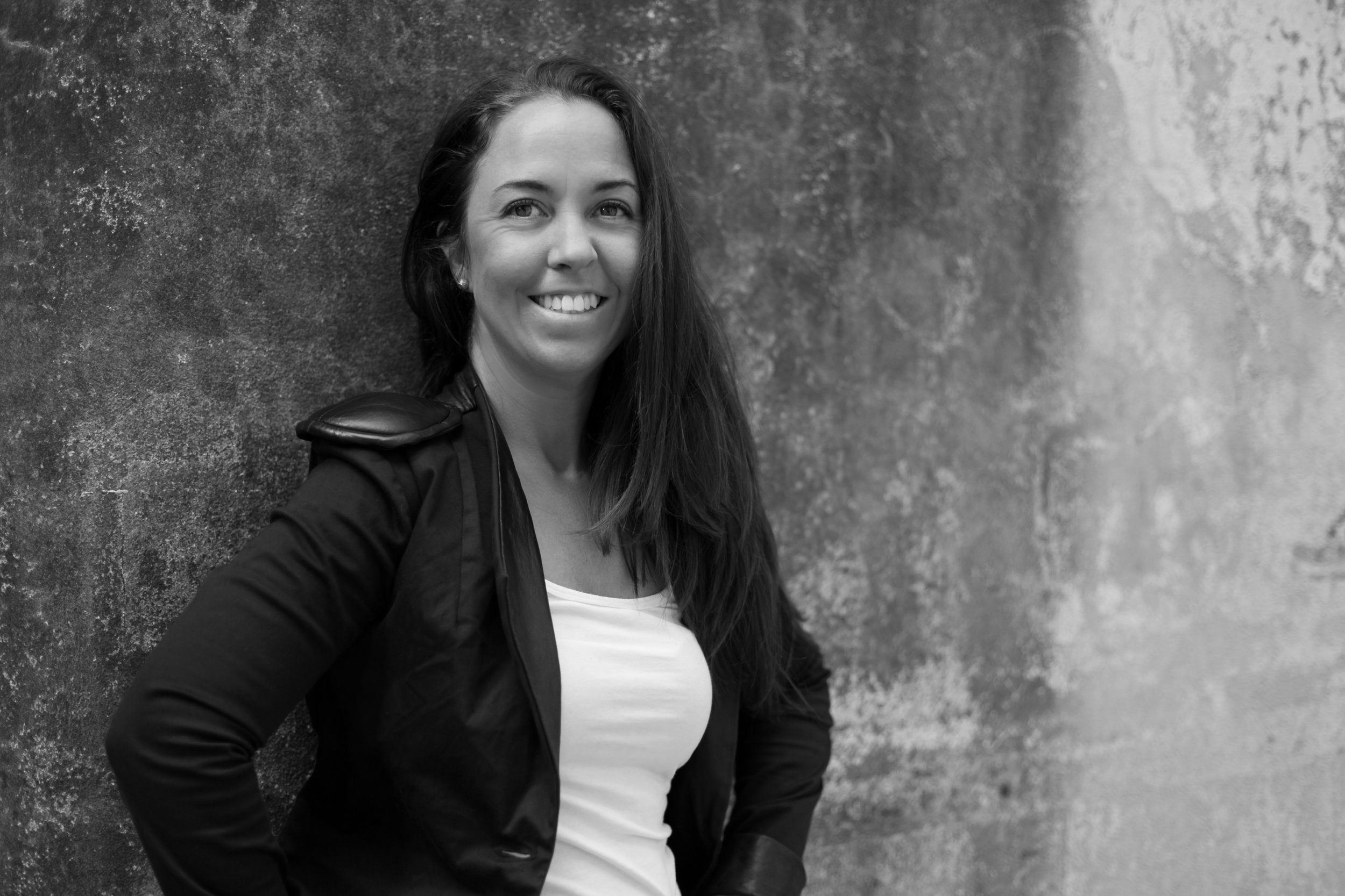 Bio Danielle Neale 2.JPG