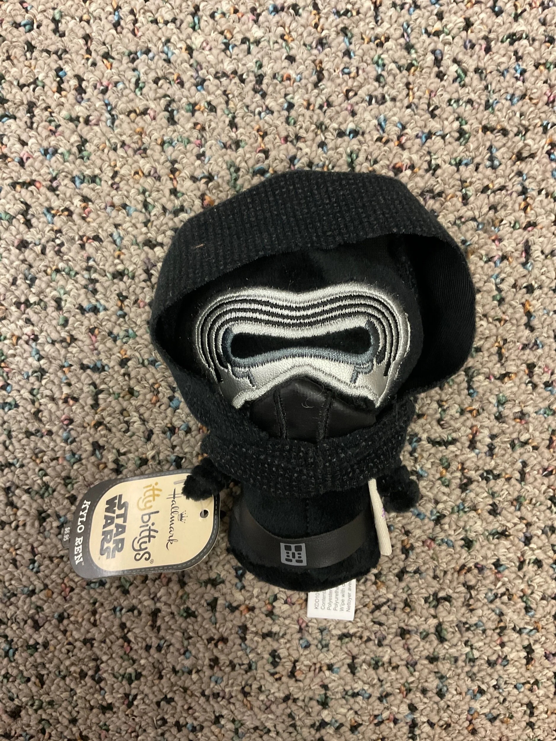 D299BB94-5D02-4E7C-B65B-FB9D9DE51989