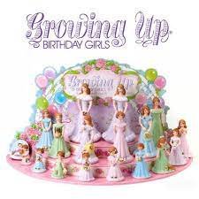 growing up girls logo.jpg