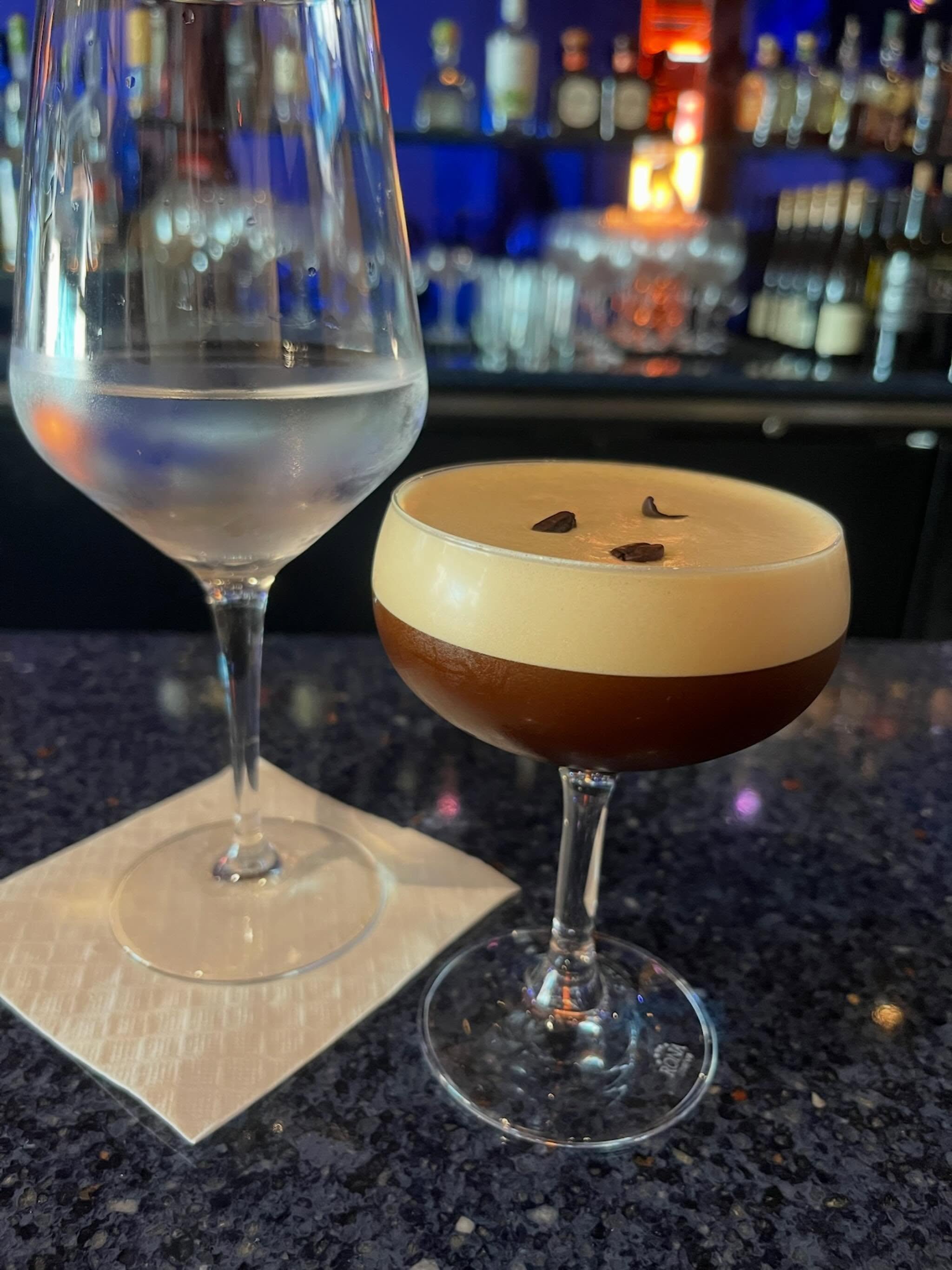 Cheers to the weekend!🥂 

Saturdays are for seafood, cocktails, and not cooking at home ✨🍸🦞

Whether you&rsquo;re craving fresh seafood, a perfectly cooked steak, or an espresso martini at the bar &mdash; we&rsquo;ve got your weekend plans covered
