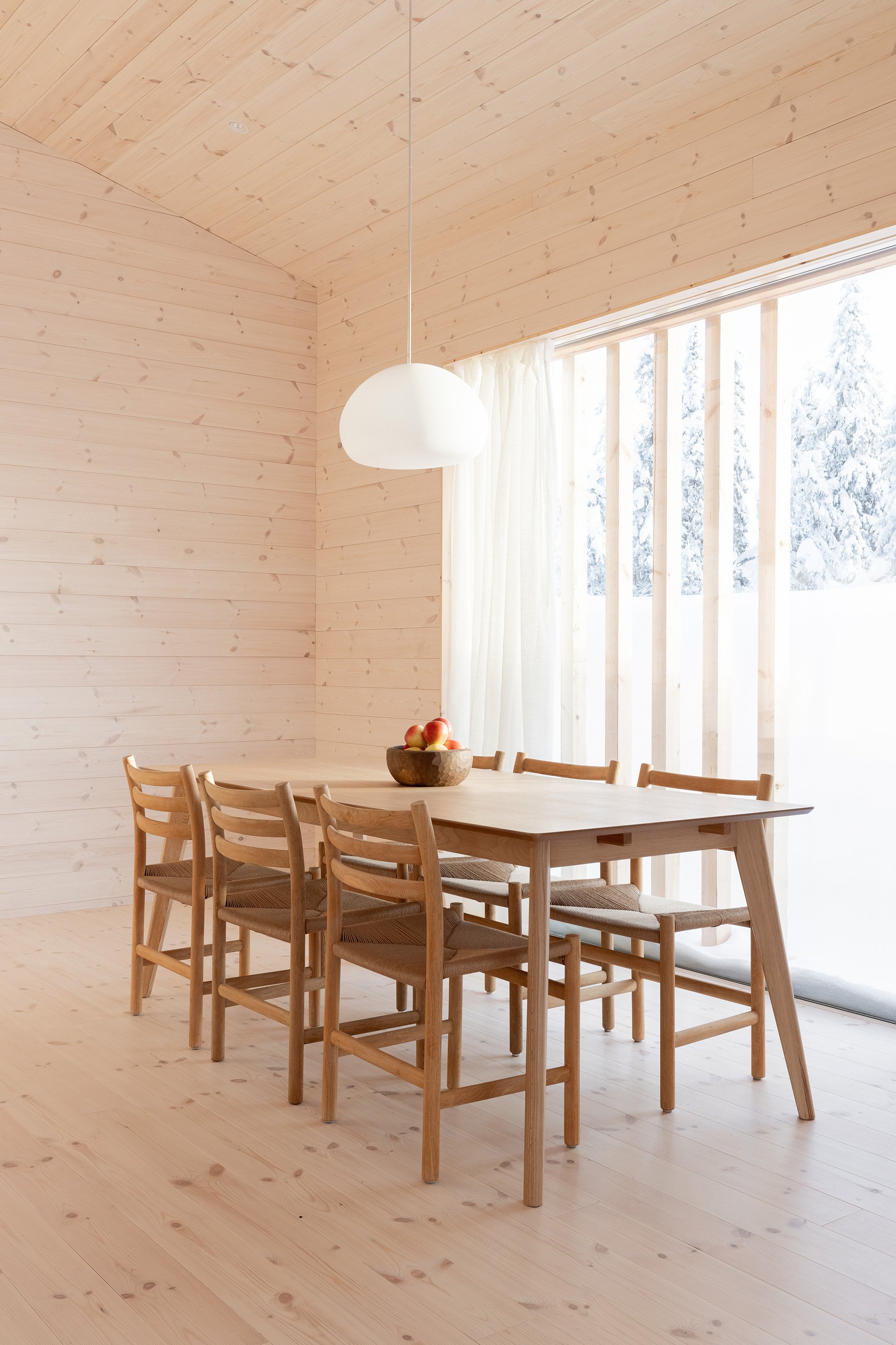 10 interior dining.jpg
