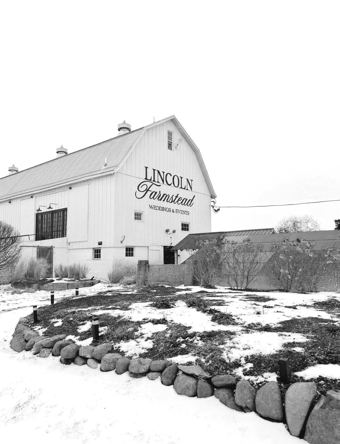 Lincoln Farmstead Wedding Venue | Huntley, Illinois