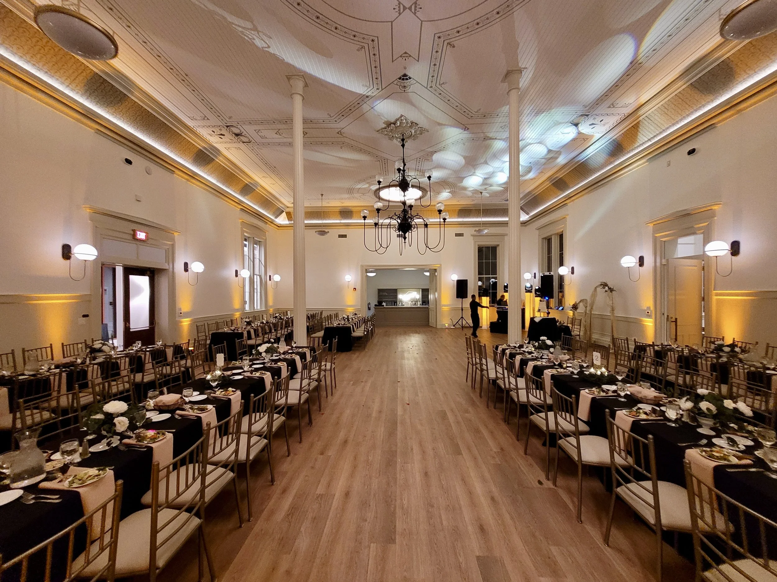 Courthouse Square in Woodstock, IL