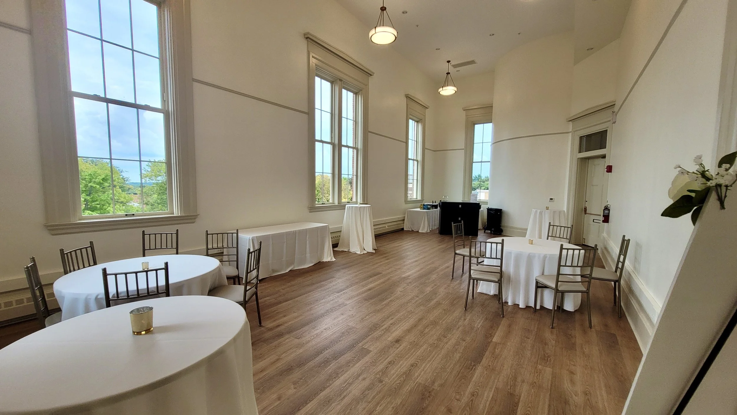 Courthouse Square in Woodstock, IL