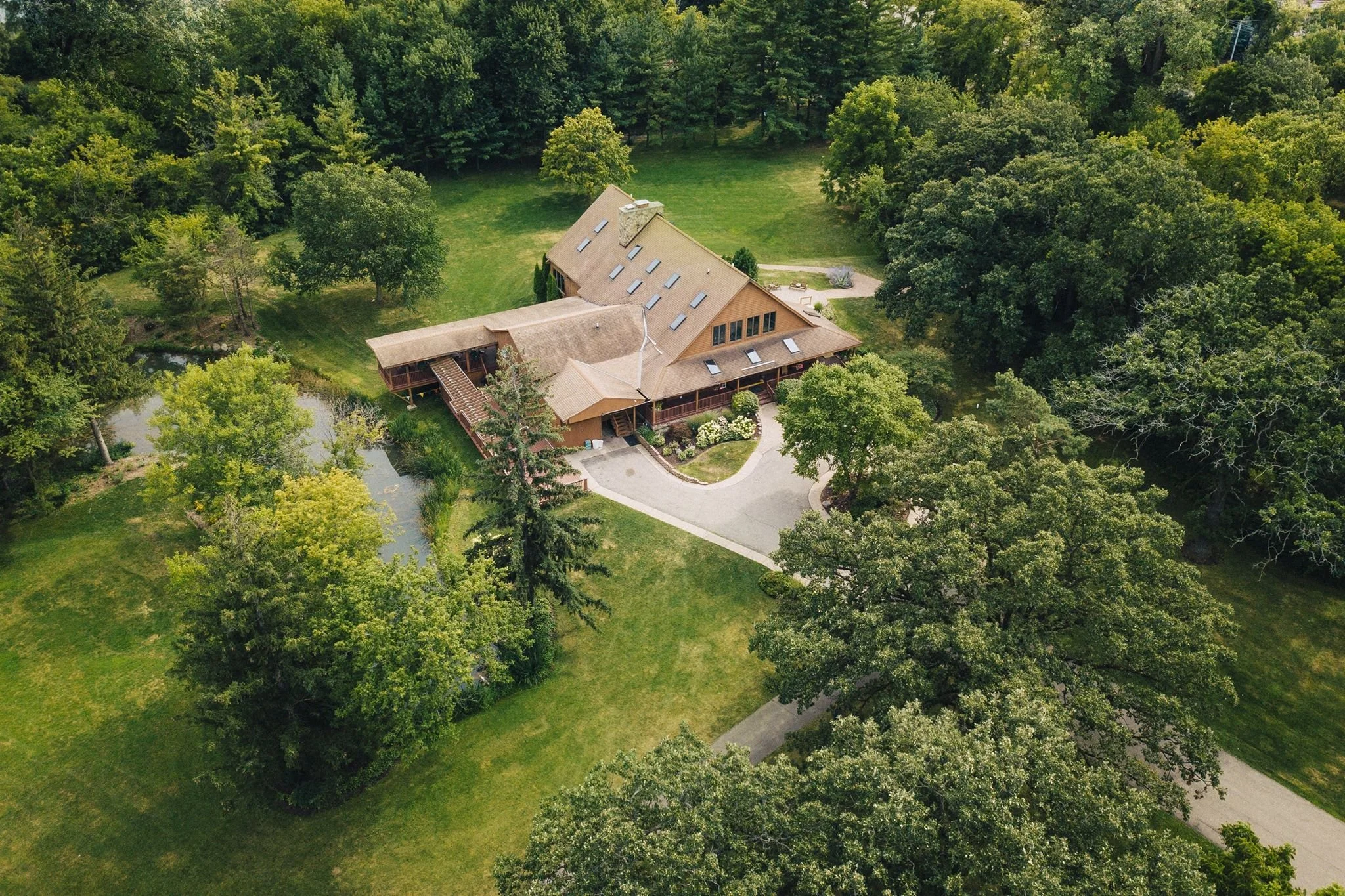 Aerial view of the exterior grounds at The Shores of Turtle Creek in Spring GRove, Illinois.