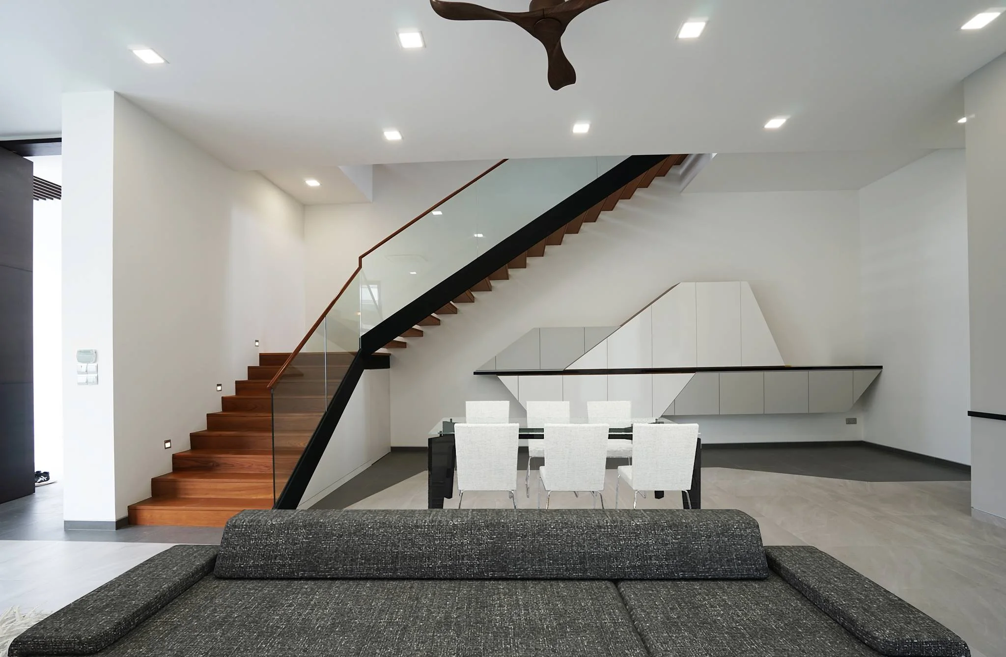 6. metamorph-design-metamorph-works-50-kismis-avenue-landed-property.jpg