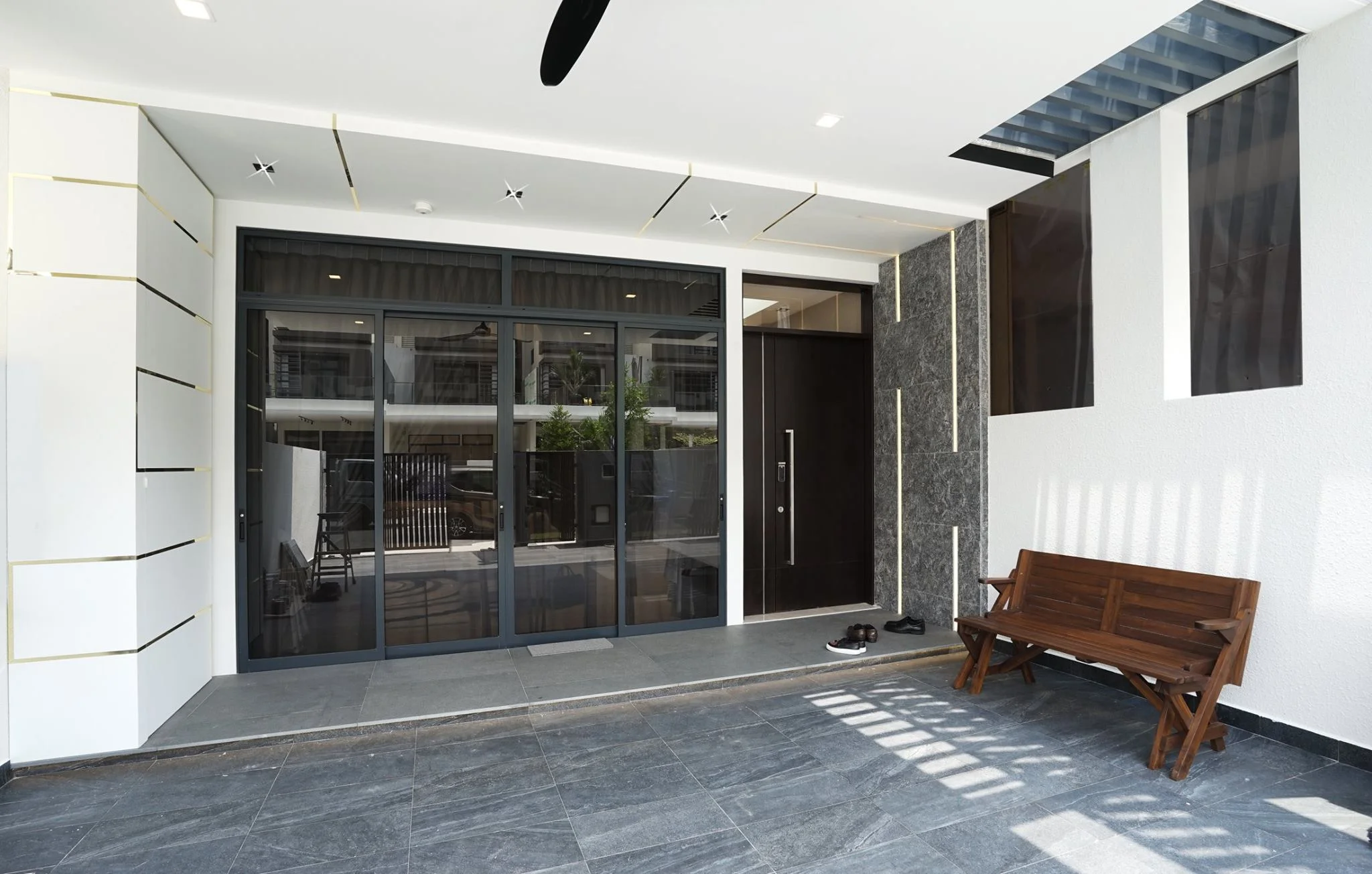 2. metamorph-design-metamorph-works-18-luxus-hill-avenue-landed-property.jpg