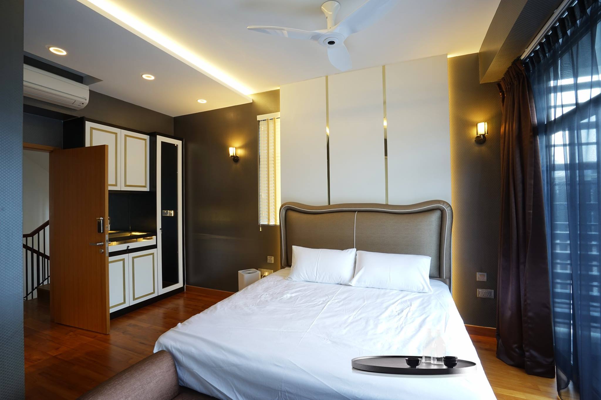8. metamorph-design-metamorph-works-18-luxus-hill-avenue-landed-property.jpg