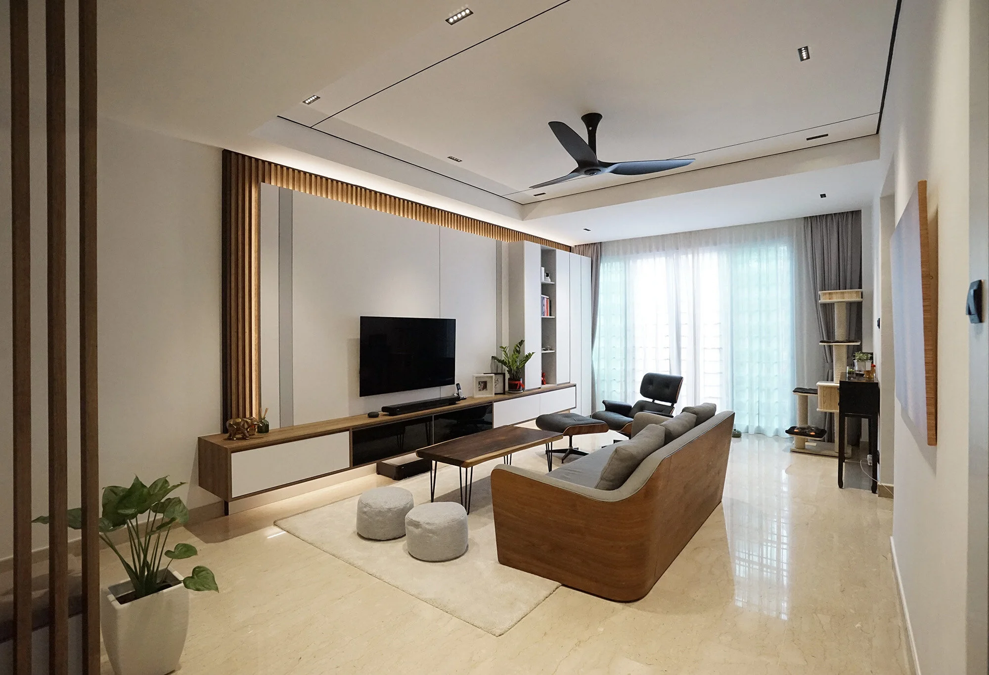 4. Metamorph-design-livingston-mansion-metamorph-works-condo-LS 003.jpg
