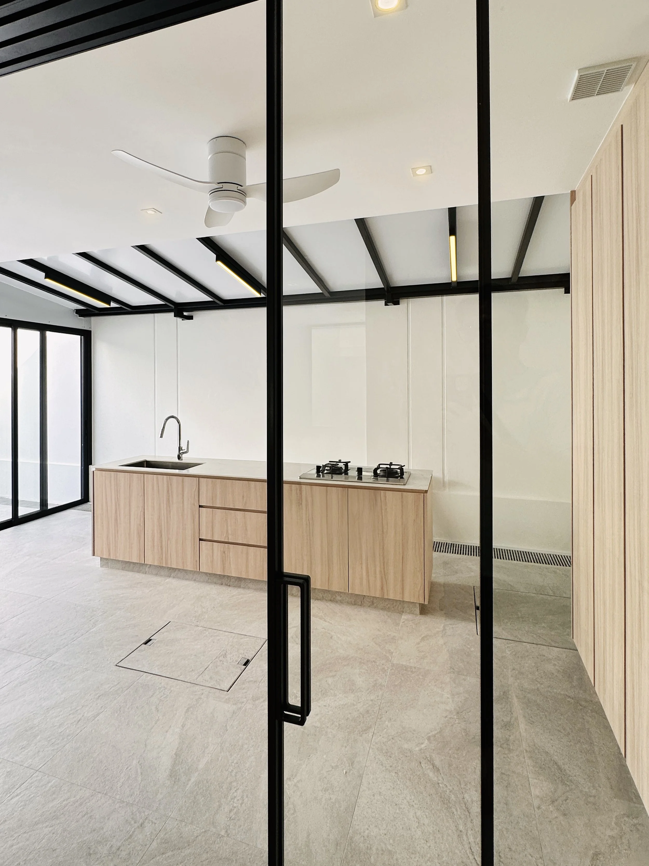 10A GC_07_kitchen wet.jpg