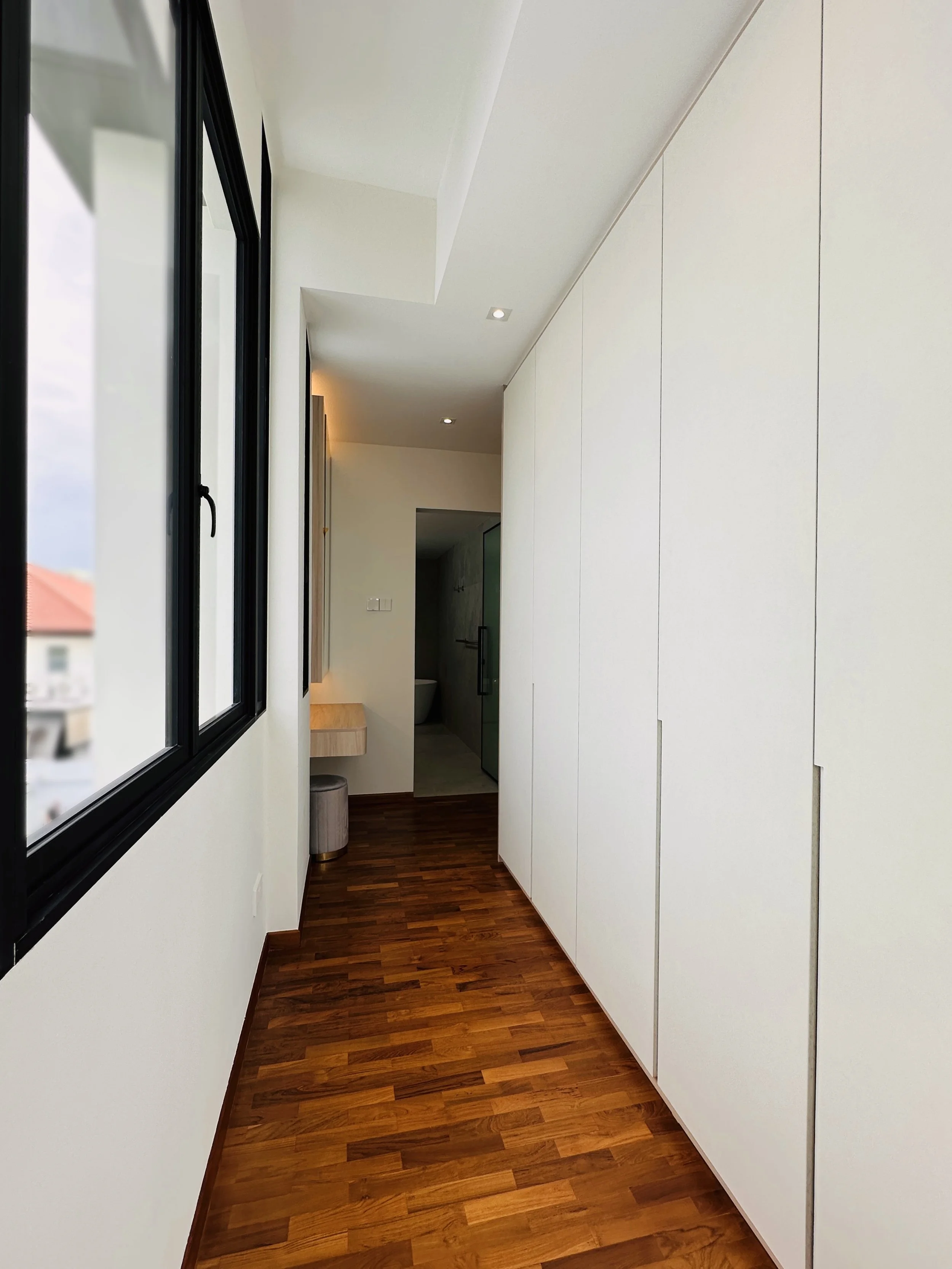 10A GC_12_MBR wardrobe01.jpg