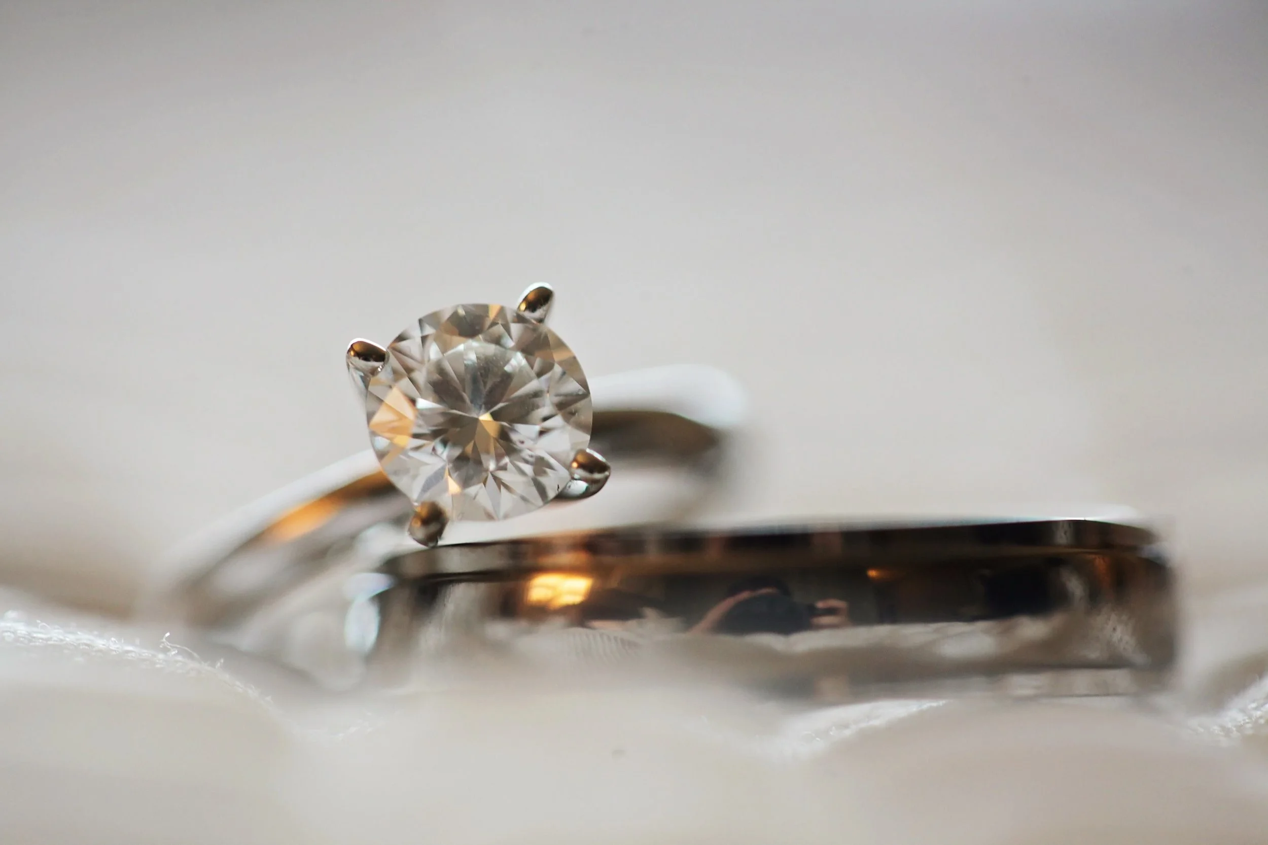 blur-close-up-crystal-691046.jpg