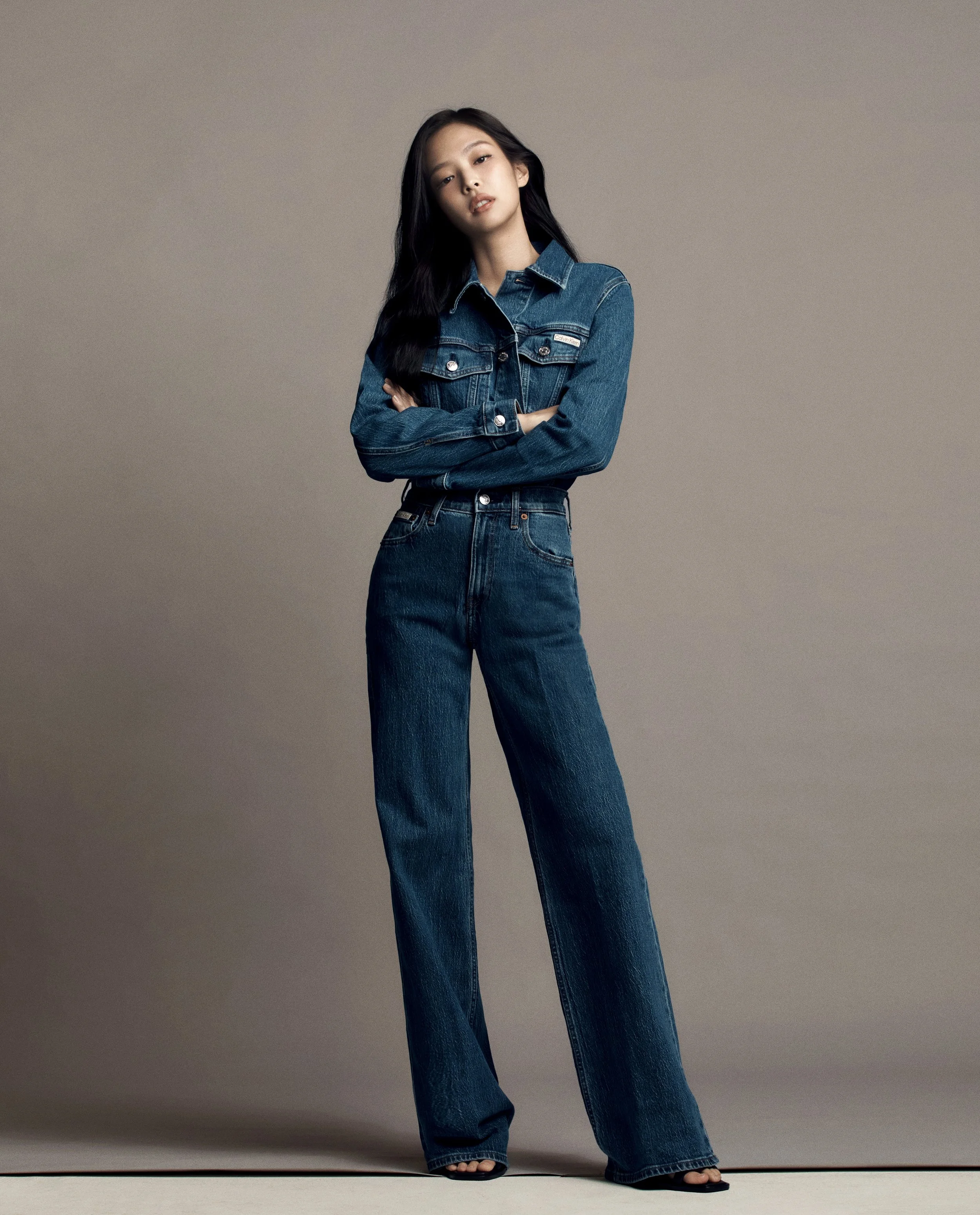 SP24_JENNIE_DIGI_HR_WDLG_JN_2_sRGB.jpg