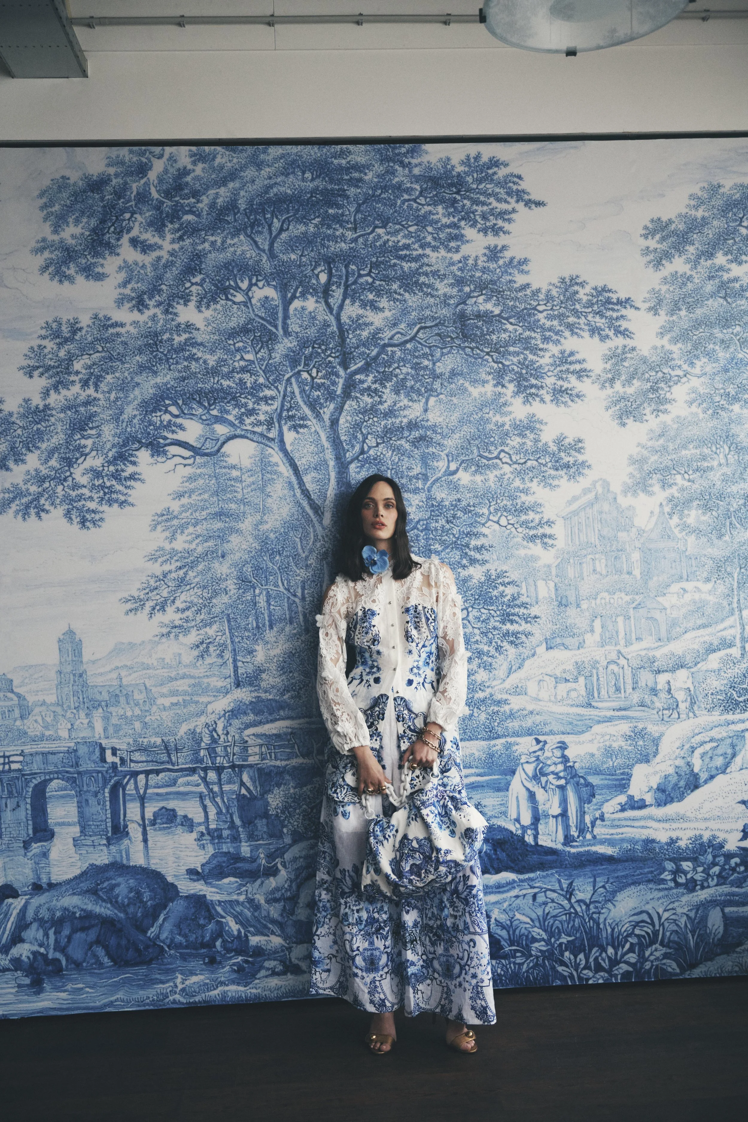 231102_CAMILLA_AMSTERDAM_LEKIAS_DAY2_SH06_973 copy.jpg