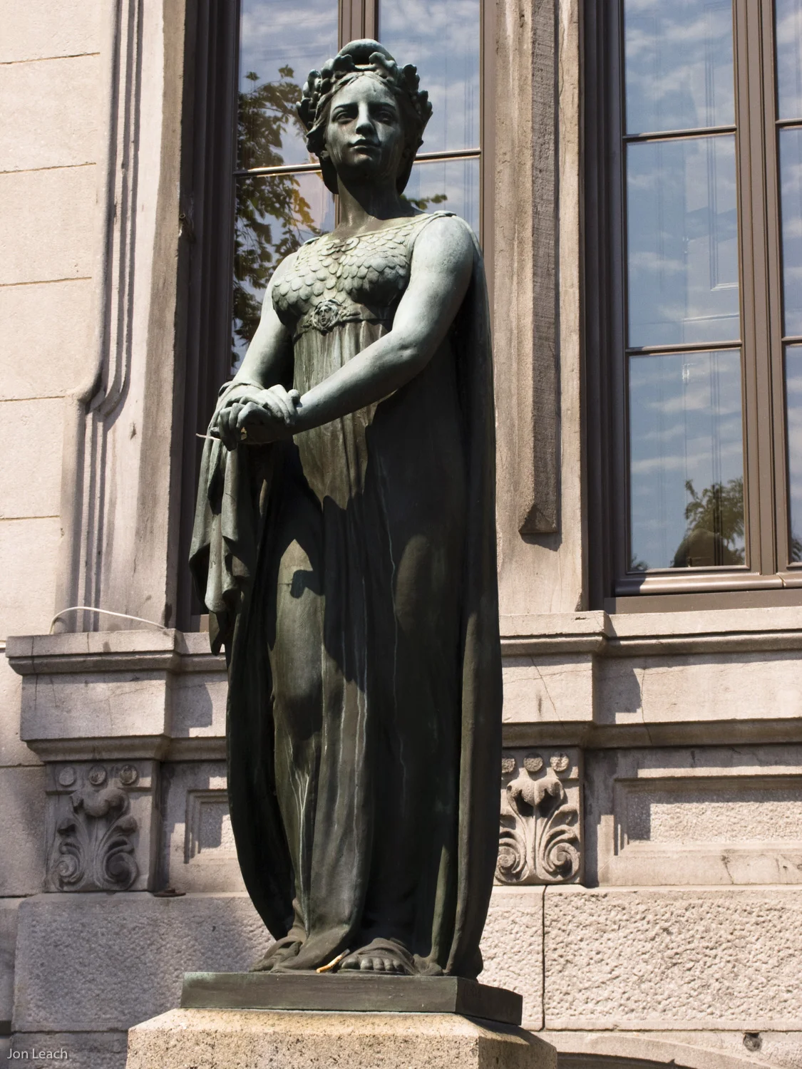 R3344x2484-01241-43.jpg