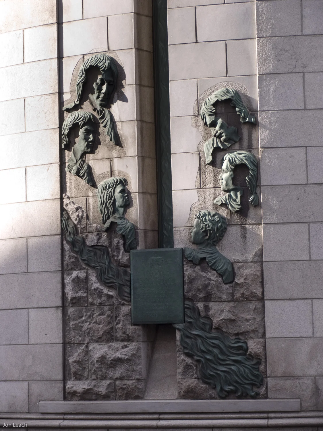 R3344x2484-01036-36.jpg