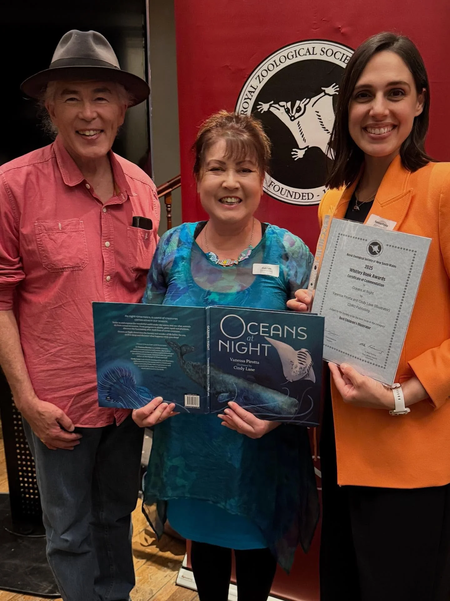 My second children&rsquo;s book Oceans At Night won a Whitley award! 

Delighted to have attended the Royal Zoological Society of New South Wales (@rzs_nsw) 2025 Whitley Book Awards at the Australian Museum.

Oceans at Night won Best Children&rsquo;s