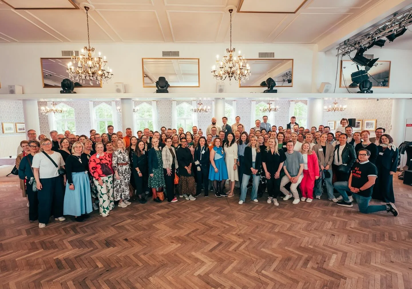 200 kertaa kiitos!! 🥳

Naantali 24h on saatu t&auml;n&auml;kin vuonna p&auml;&auml;t&ouml;kseen upeiden, 200 keskustelijan voimin. 

Naantali24h j&auml;rjest&auml;j&auml;tiimi kiitt&auml;&auml; ja kuittaa ❤️