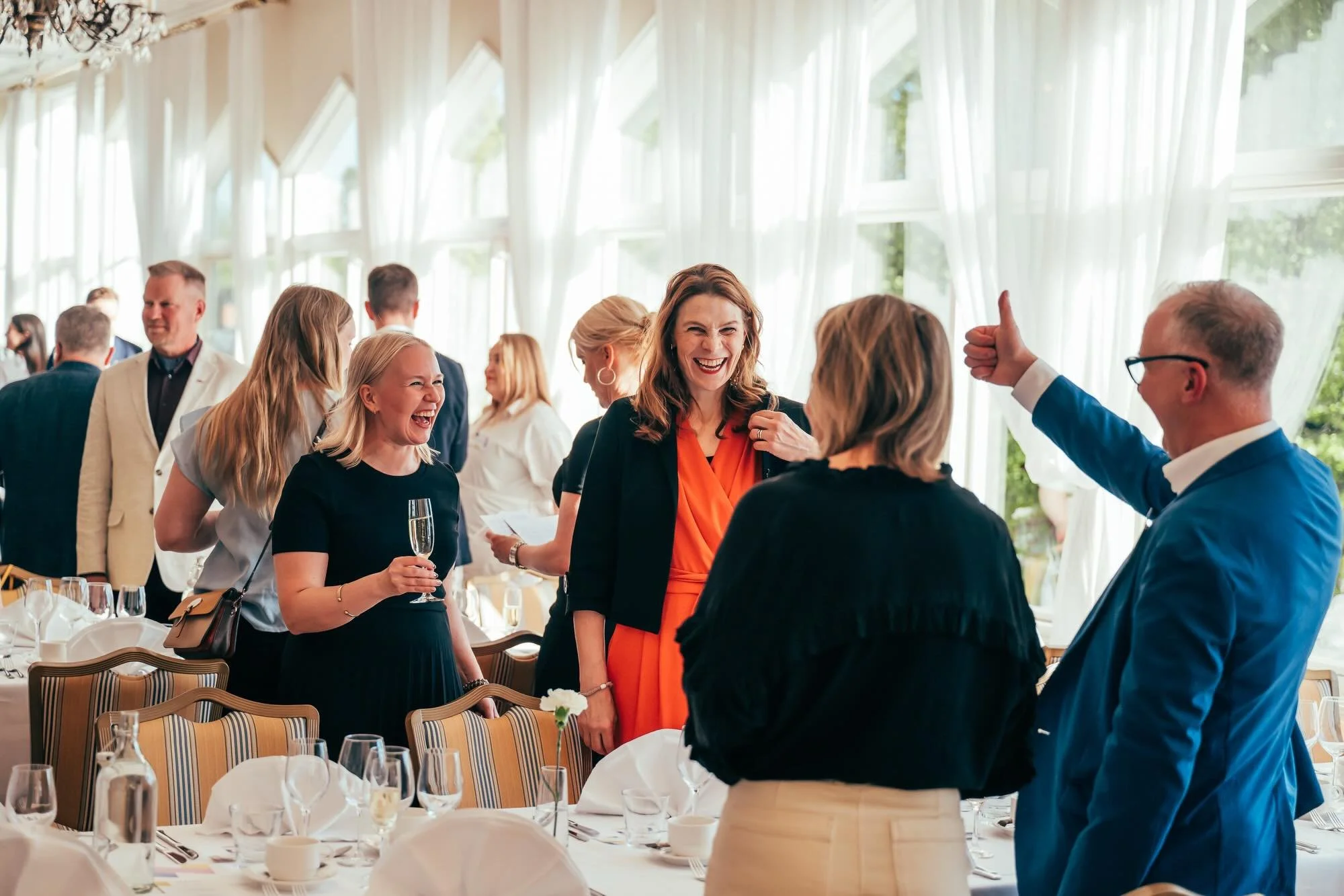 Naantali24h:n ilta huipentui illalliseen, jossa upeat j&auml;rjest&auml;j&auml;kumppanit @accenturefi @perheyritys @paltary @almamedia_group @naantaliofficial pitiv&auml;t puheenvuorot ✨☀️💛 #naantali24h 

📸 Niki Soukkio
