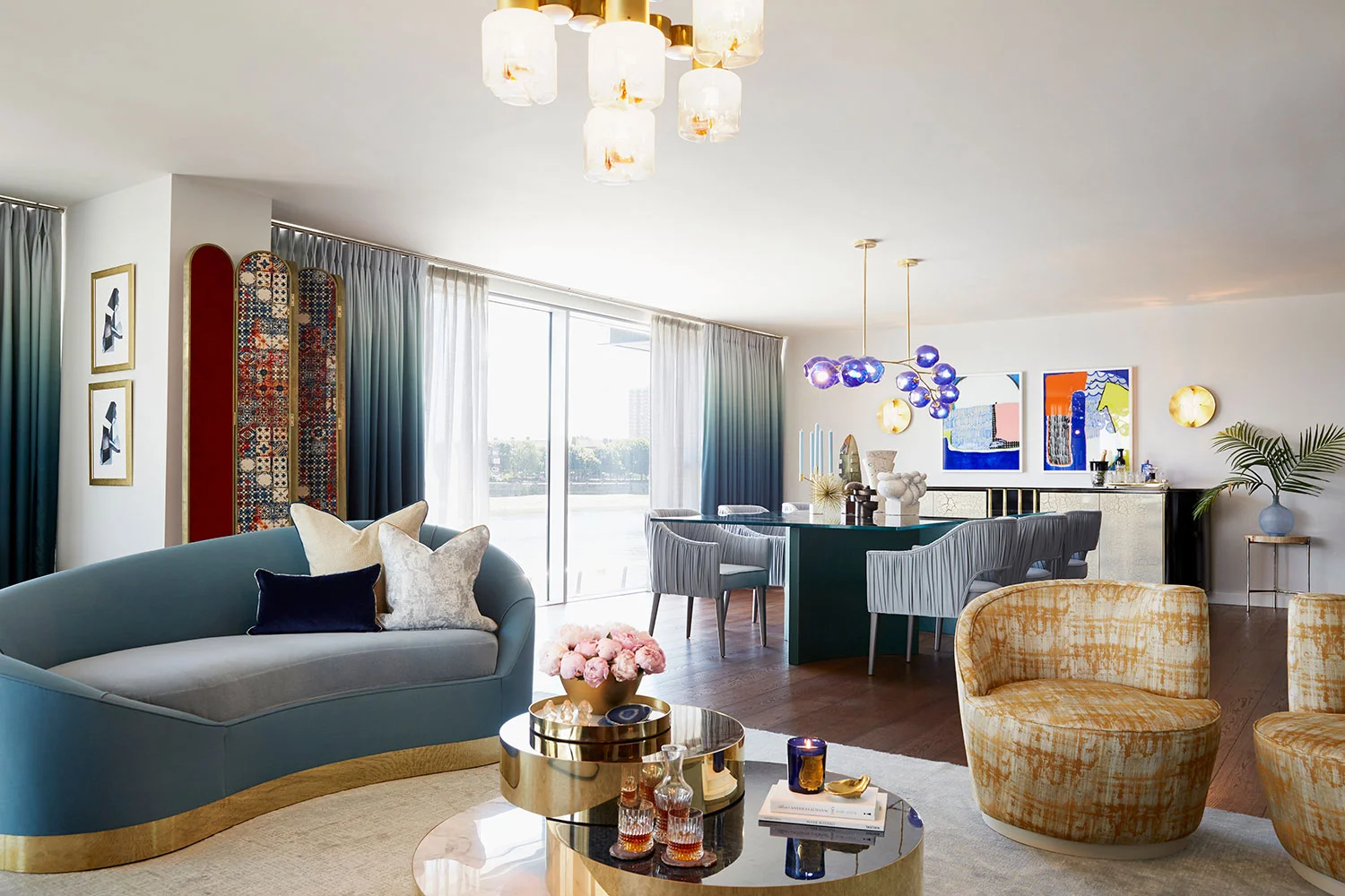 Chelsea_Waterfront_01_Living_Room.jpg