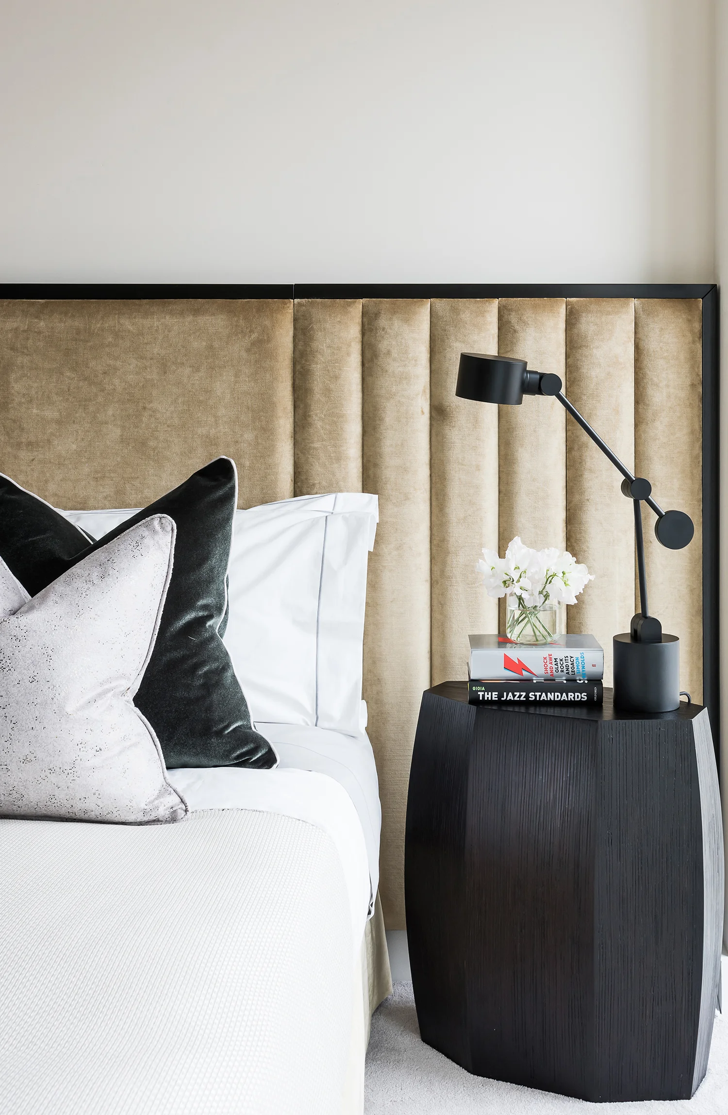 Knight_Frank_Interior_Services_020_Living_Room.jpg