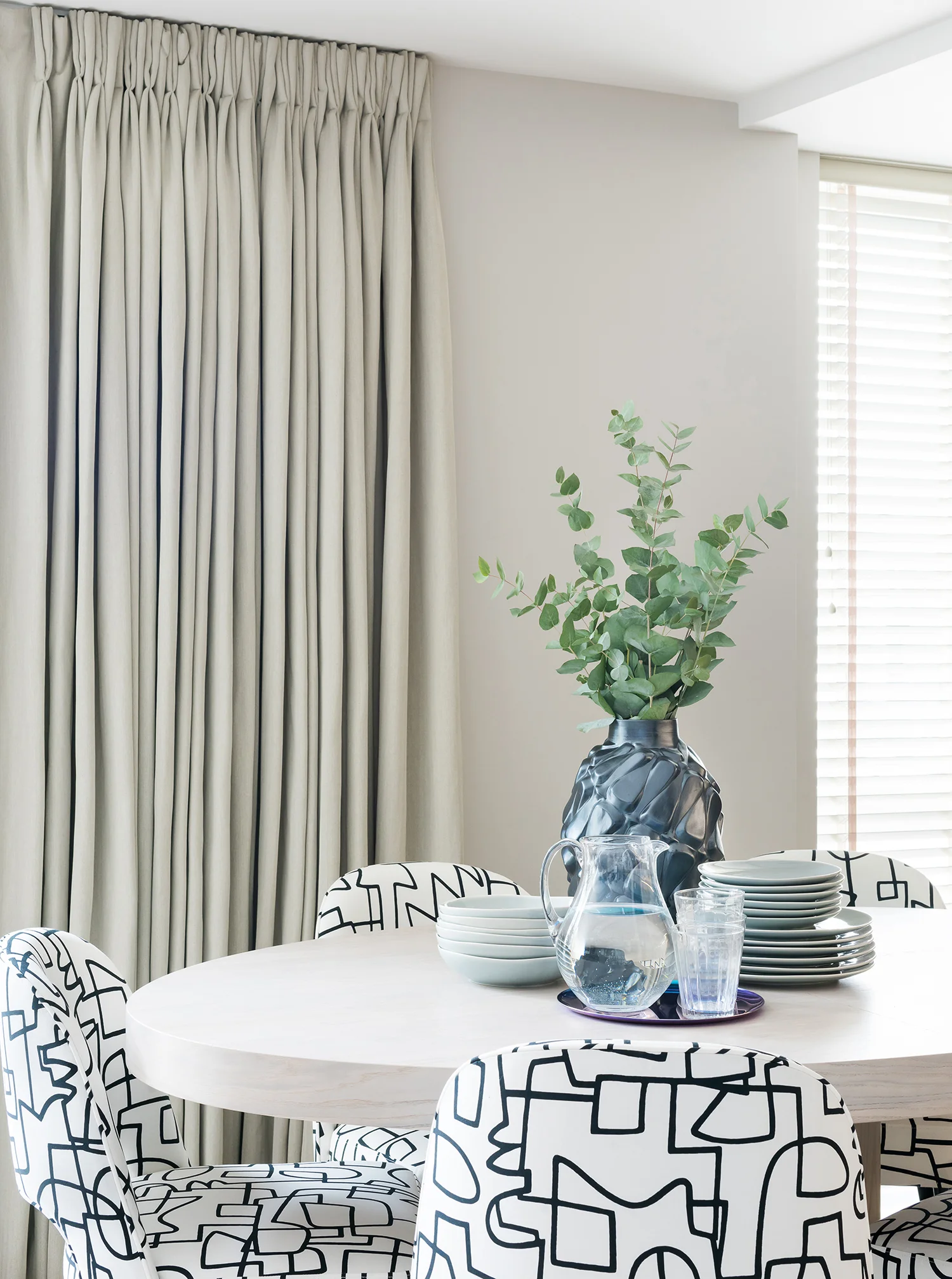 Knight_Frank_Interior_Services_Soho_13_014_Dining_Area.jpg