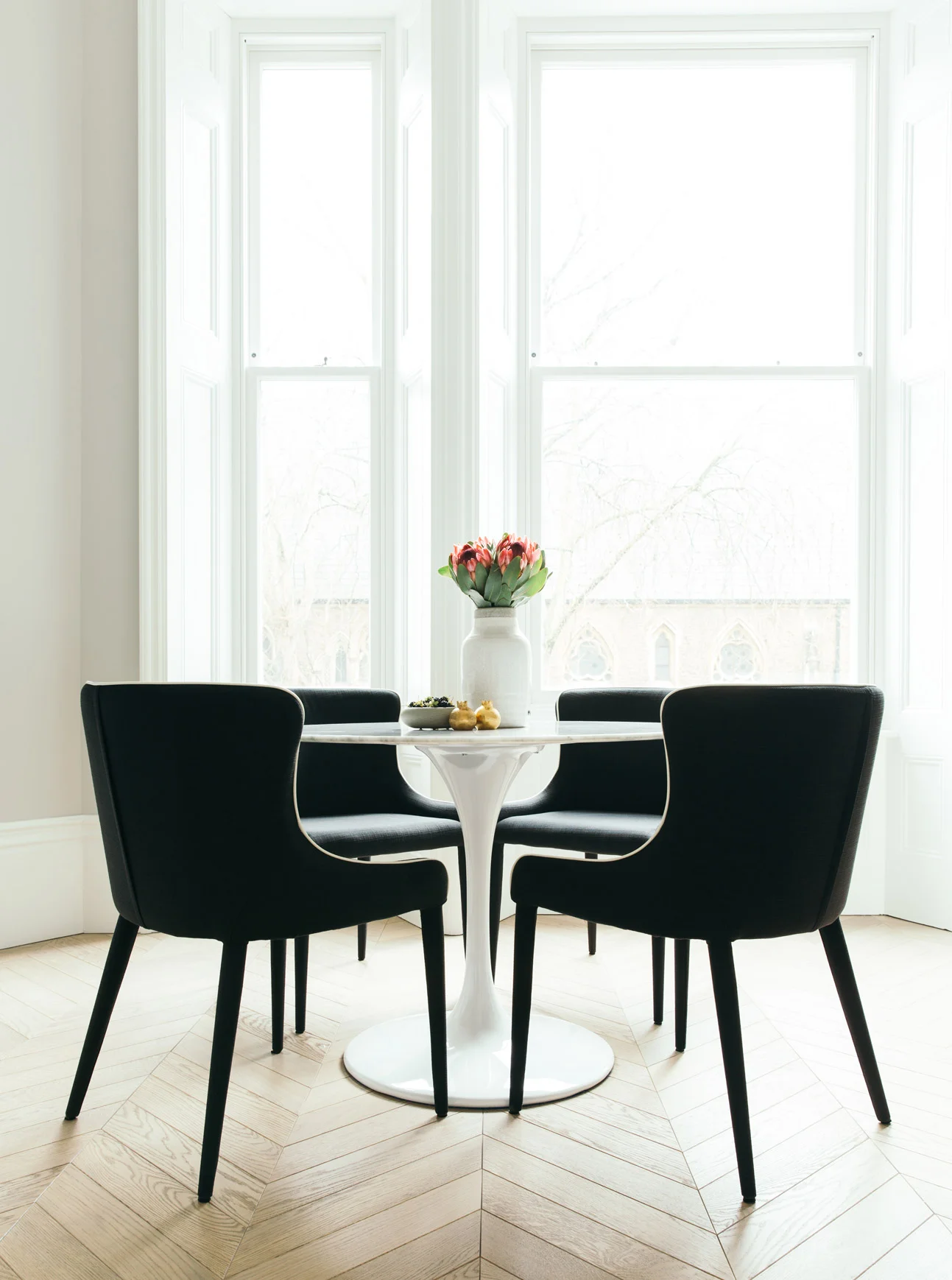 Knight_Frank_Interior_Services_Arts_House_008_Dining_Area.jpg