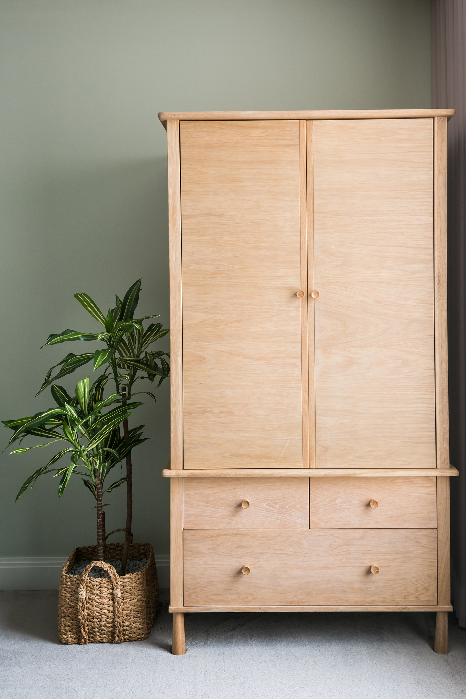 Knight_Frank_Interior_Services_Chiswick_Gate_11_Bedroom.jpg