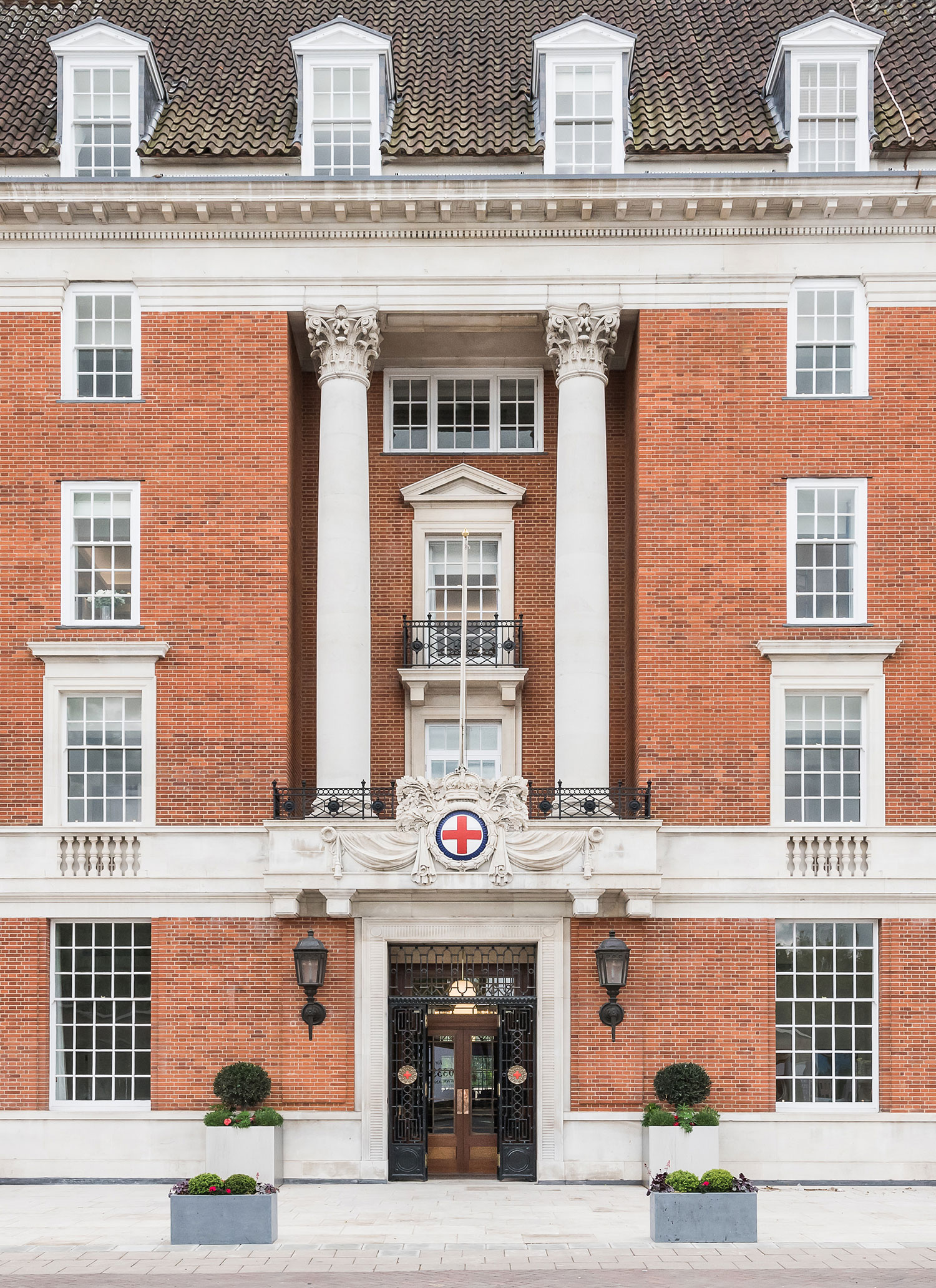 Knight_Frank_Interior_Services_Star_Garter_2_002_Building.jpg
